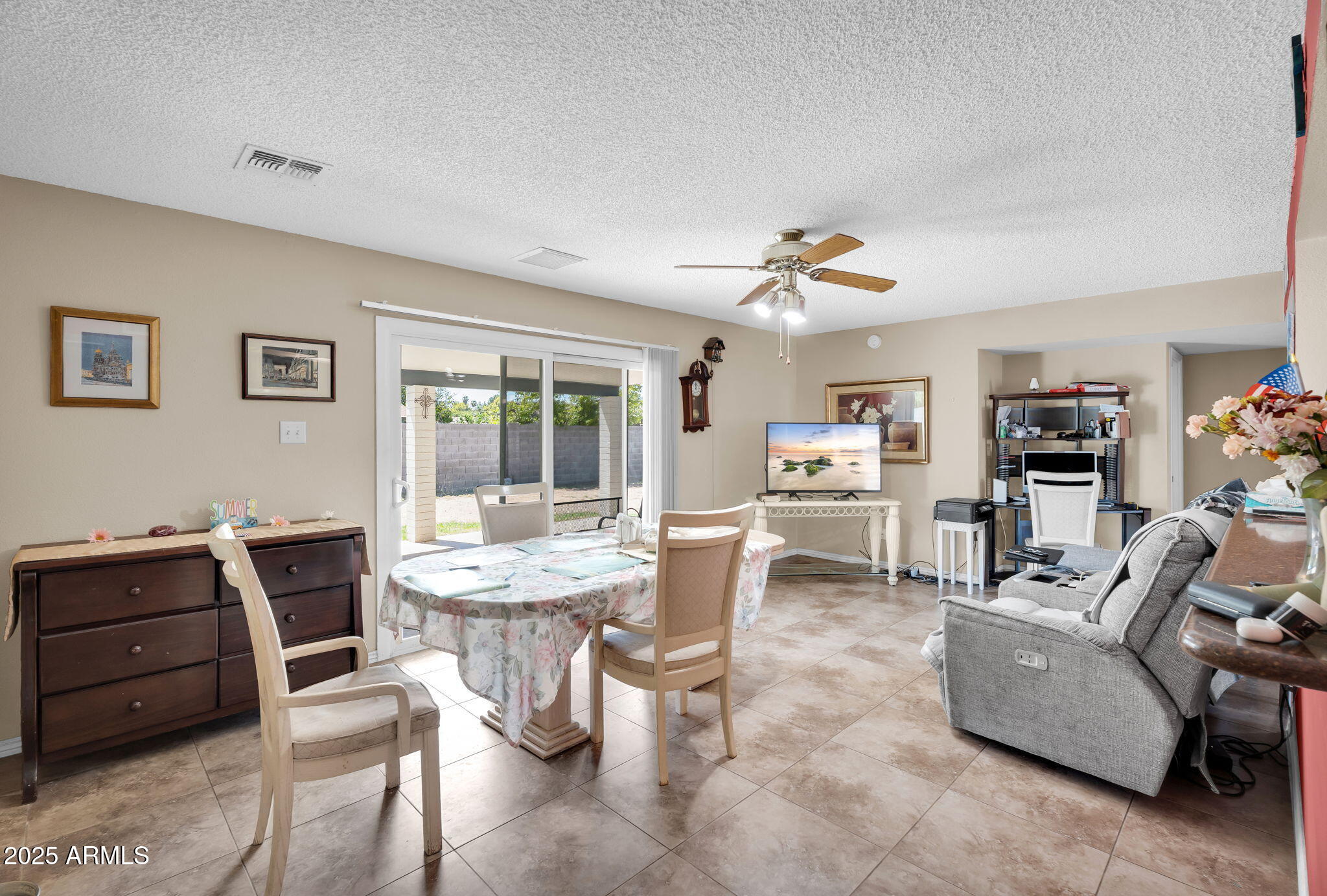 5111 E PRESIDIO Road