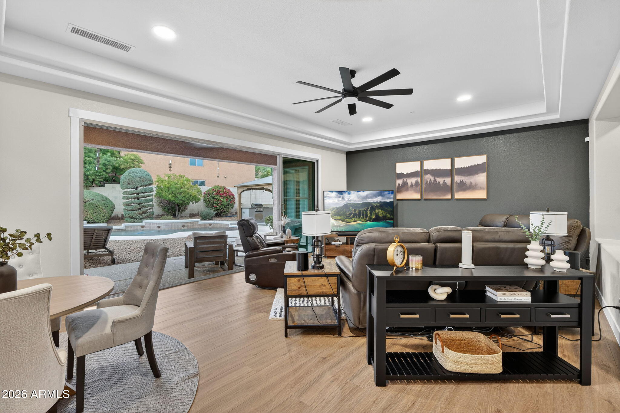 6018 E SMOKEHOUSE Trail