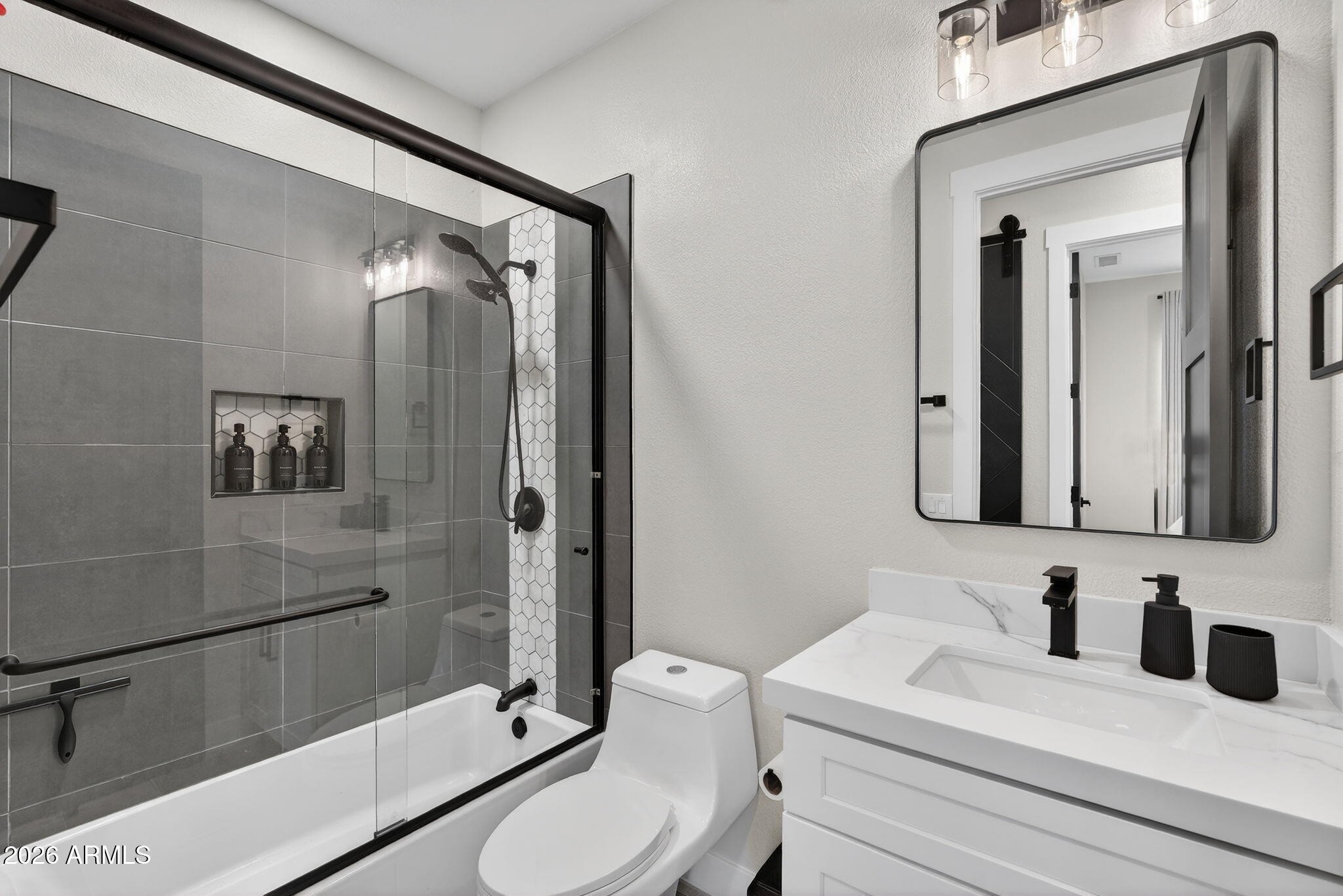 6018 E SMOKEHOUSE Trail