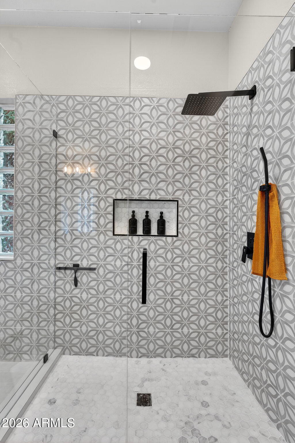 6018 E SMOKEHOUSE Trail