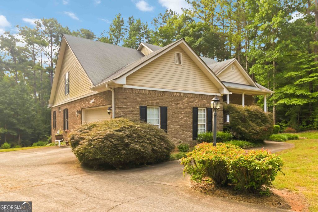 235 Lummus Road