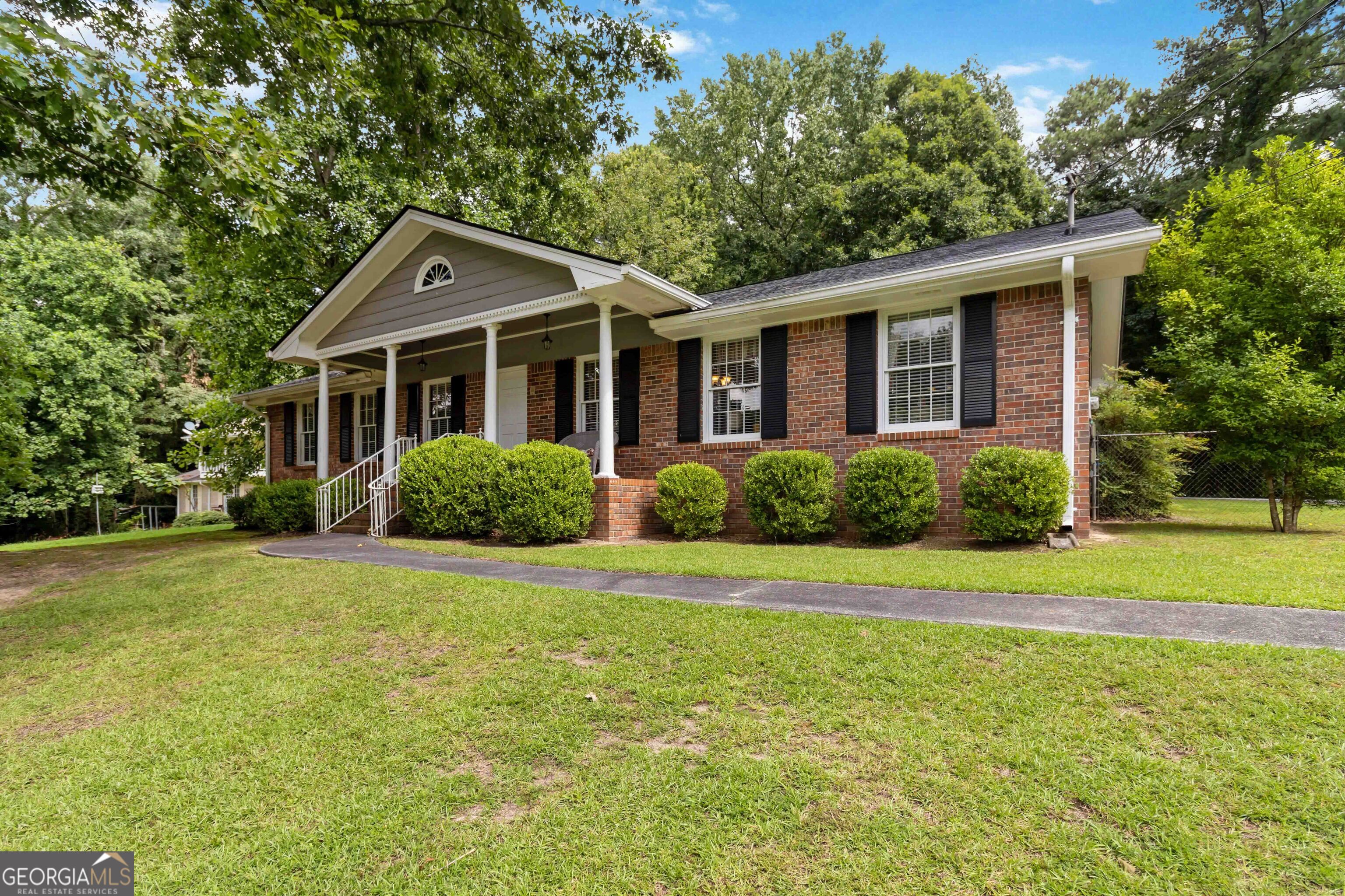 2199 Vivid Court