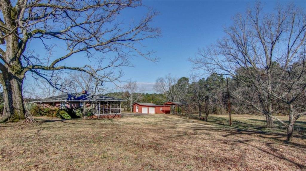 1076 Honey Creek Road