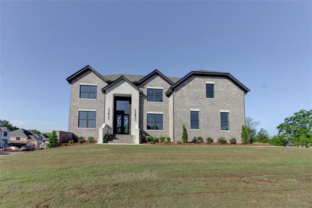 2984 Waterford Drive SW