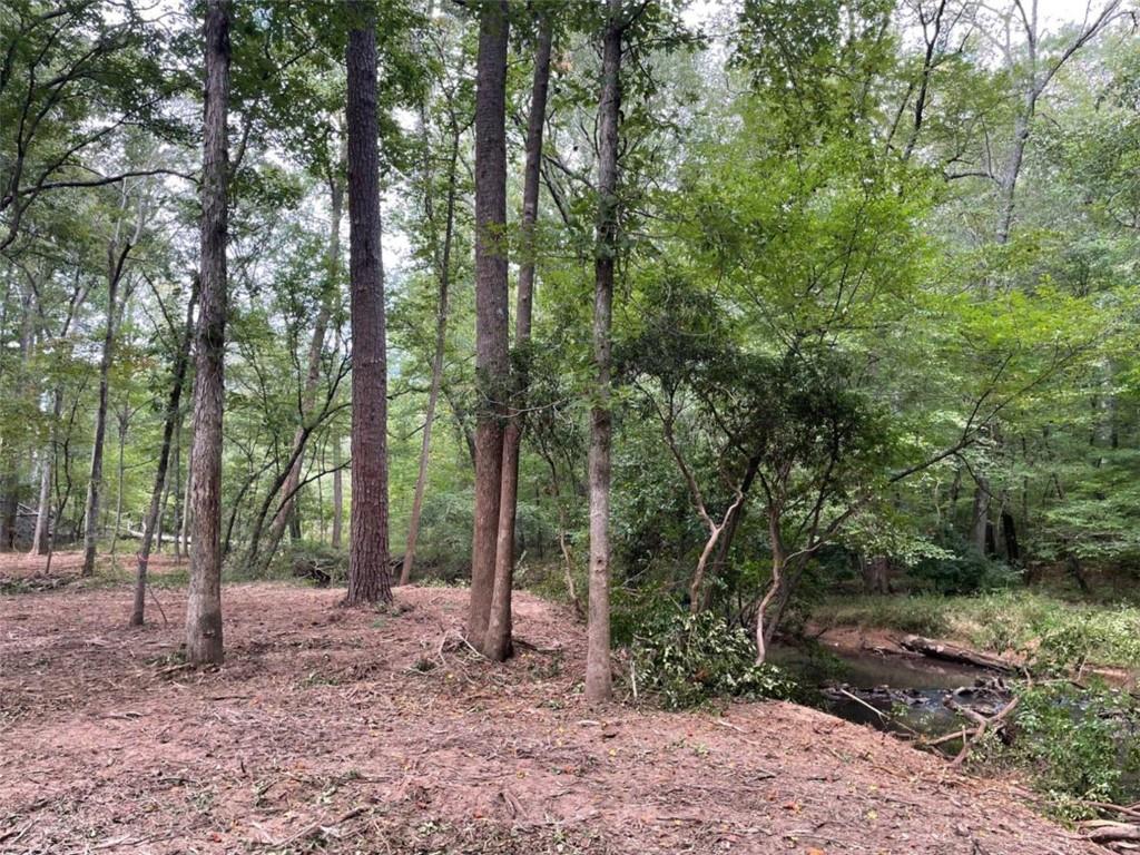 3252 Creekside Drive
