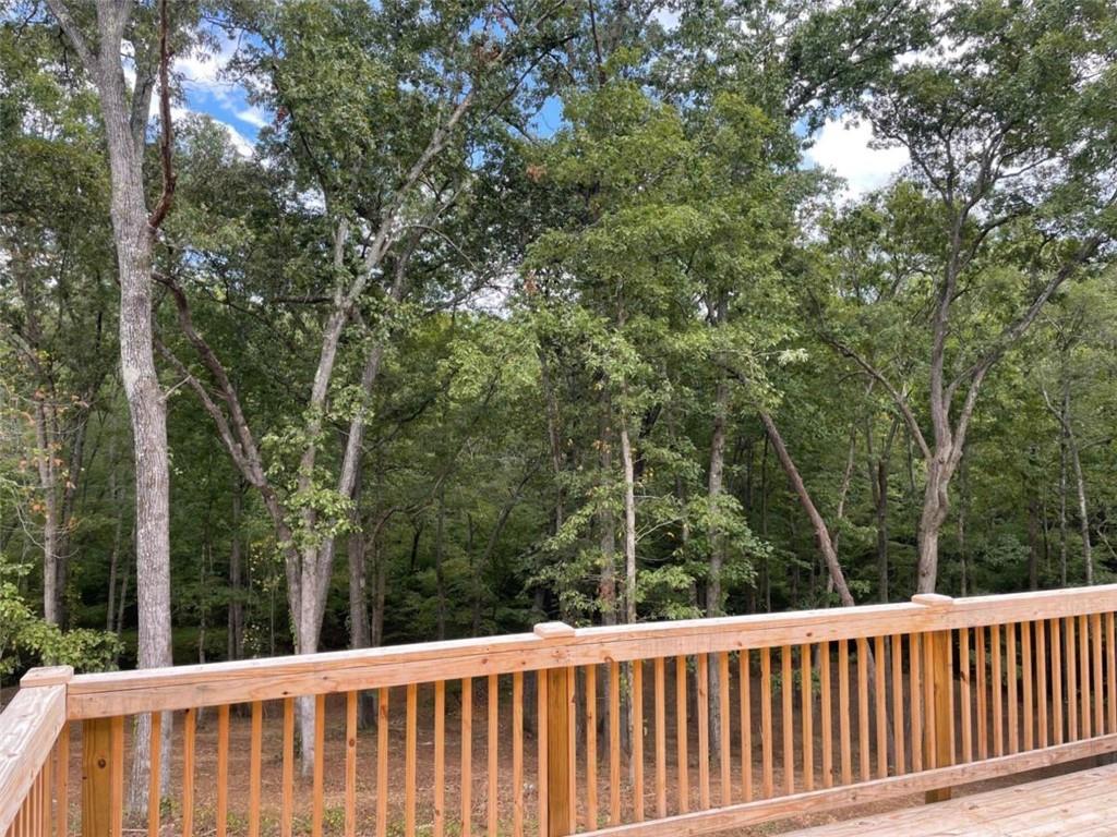 3252 Creekside Drive