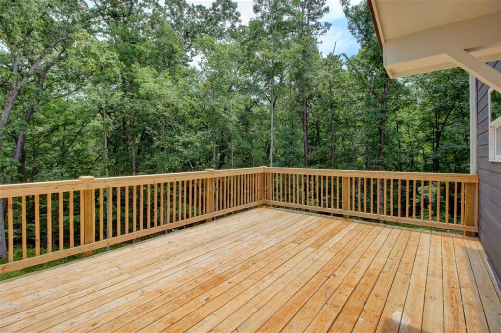 3252 Creekside Drive