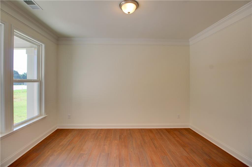 23 Woodland Road