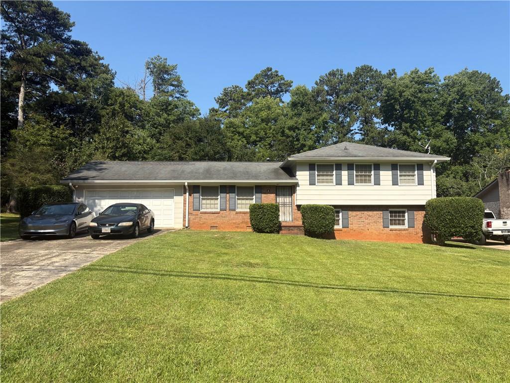4121 Moore Road