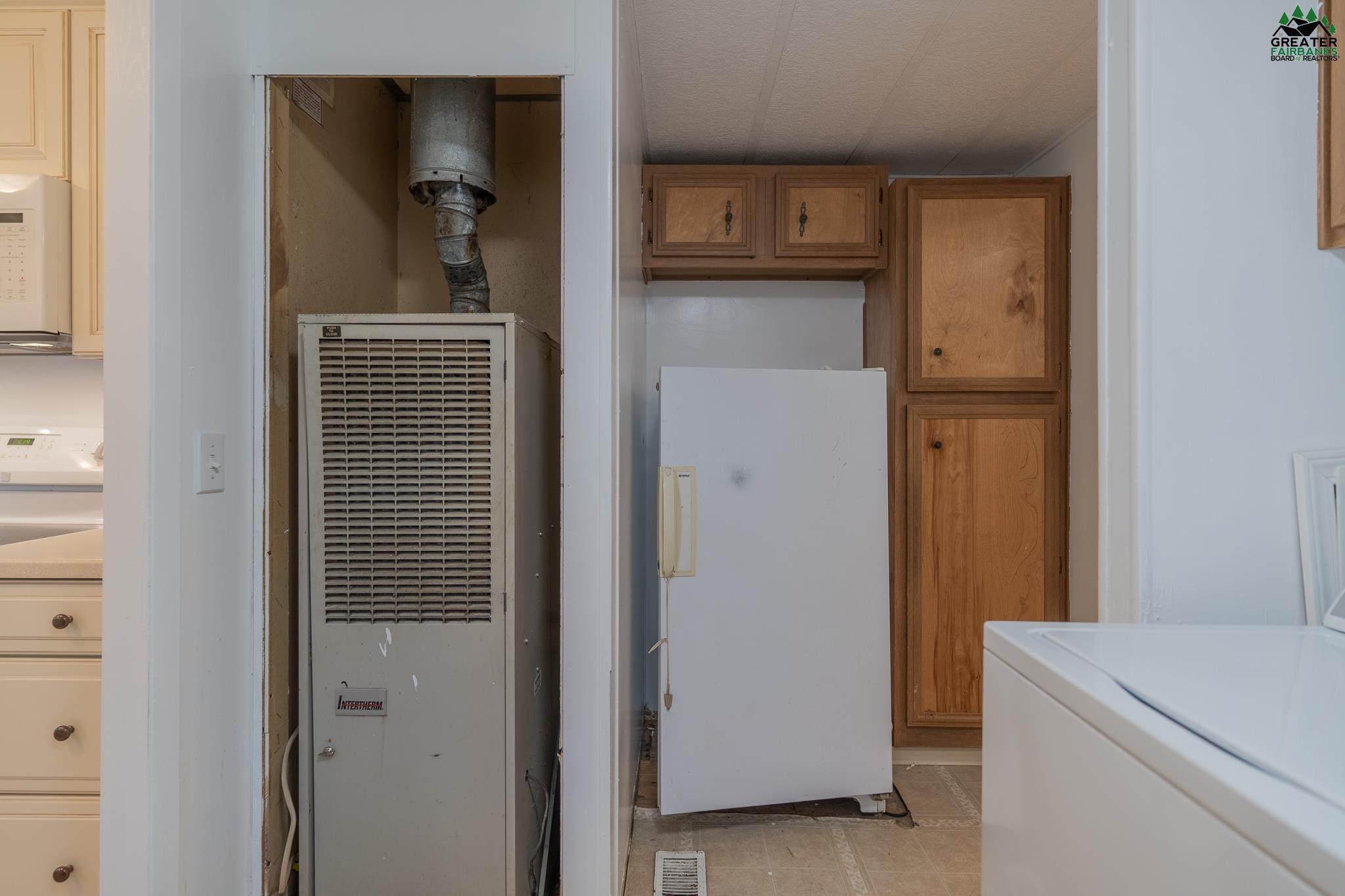 300 HOWLAND ROAD #74