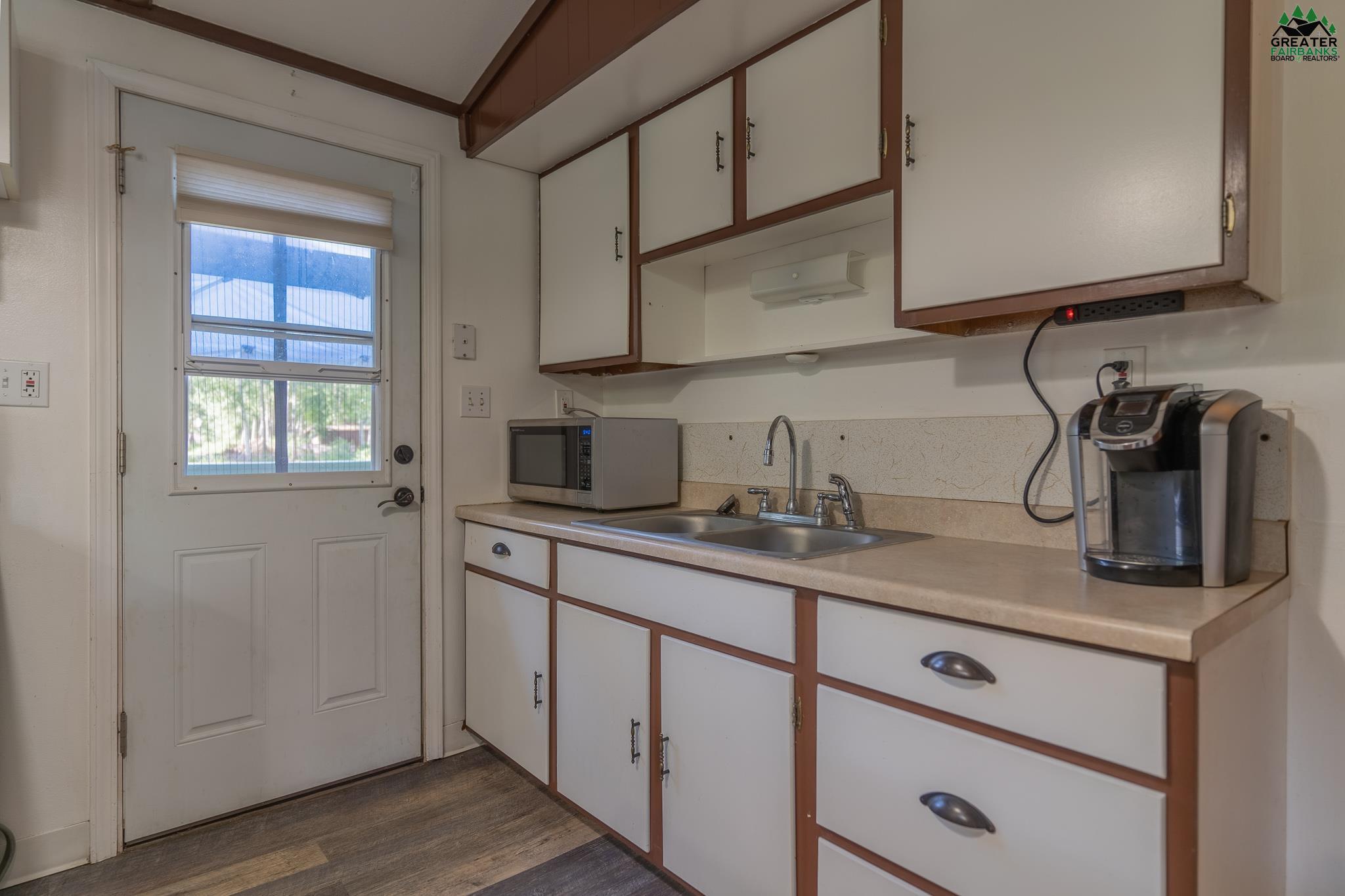 3755 MITCHELL AVENUE