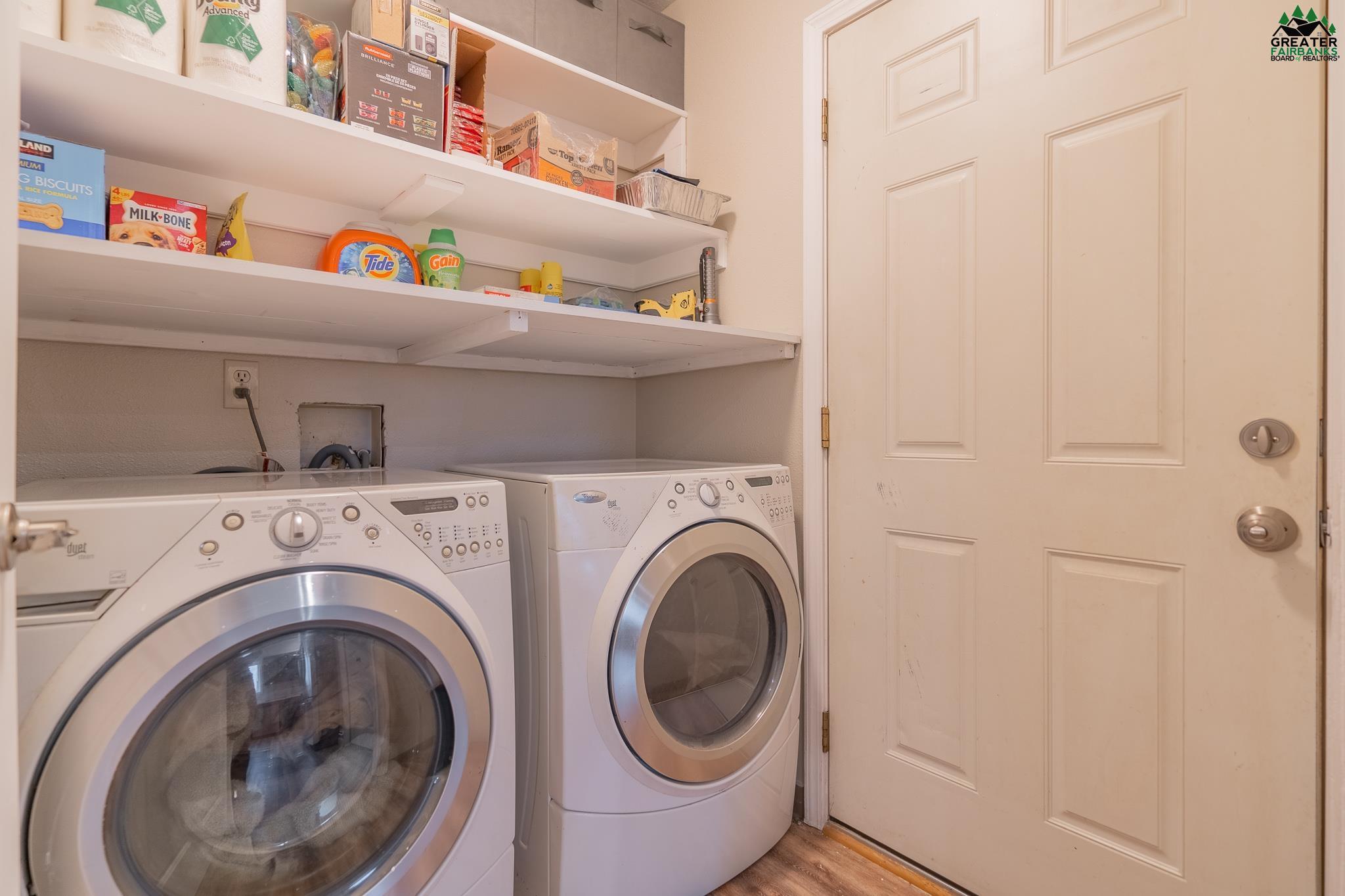 1211 MARSH LAUREL AVENUE