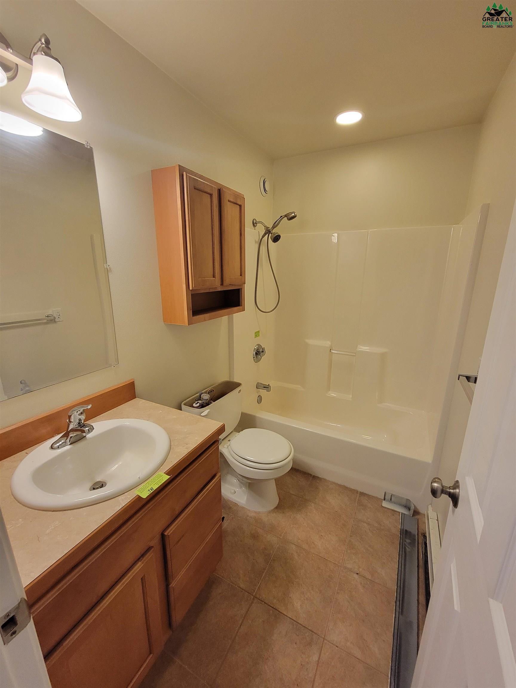 2230 BORDEAUX STREET