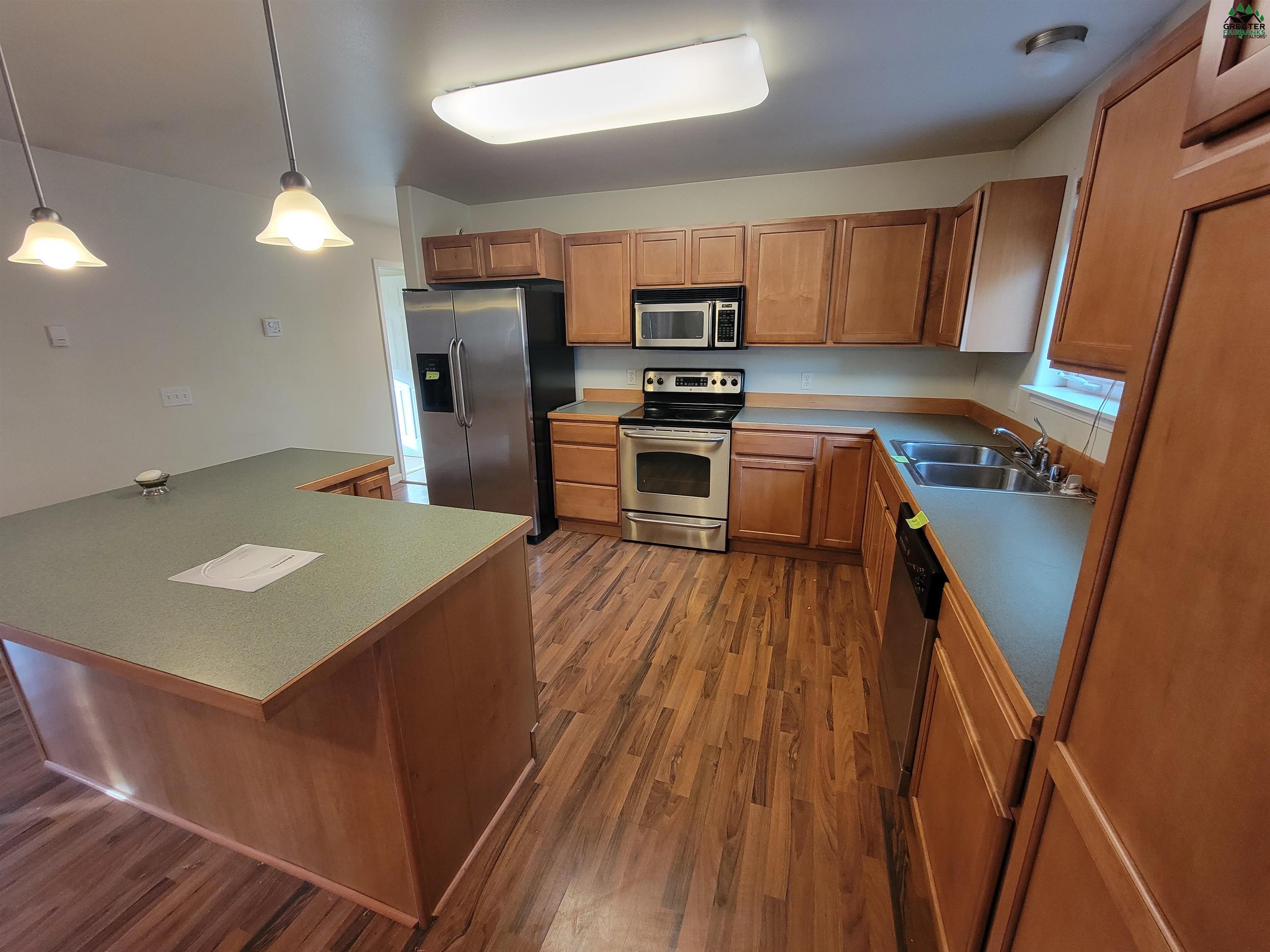 2230 BORDEAUX STREET