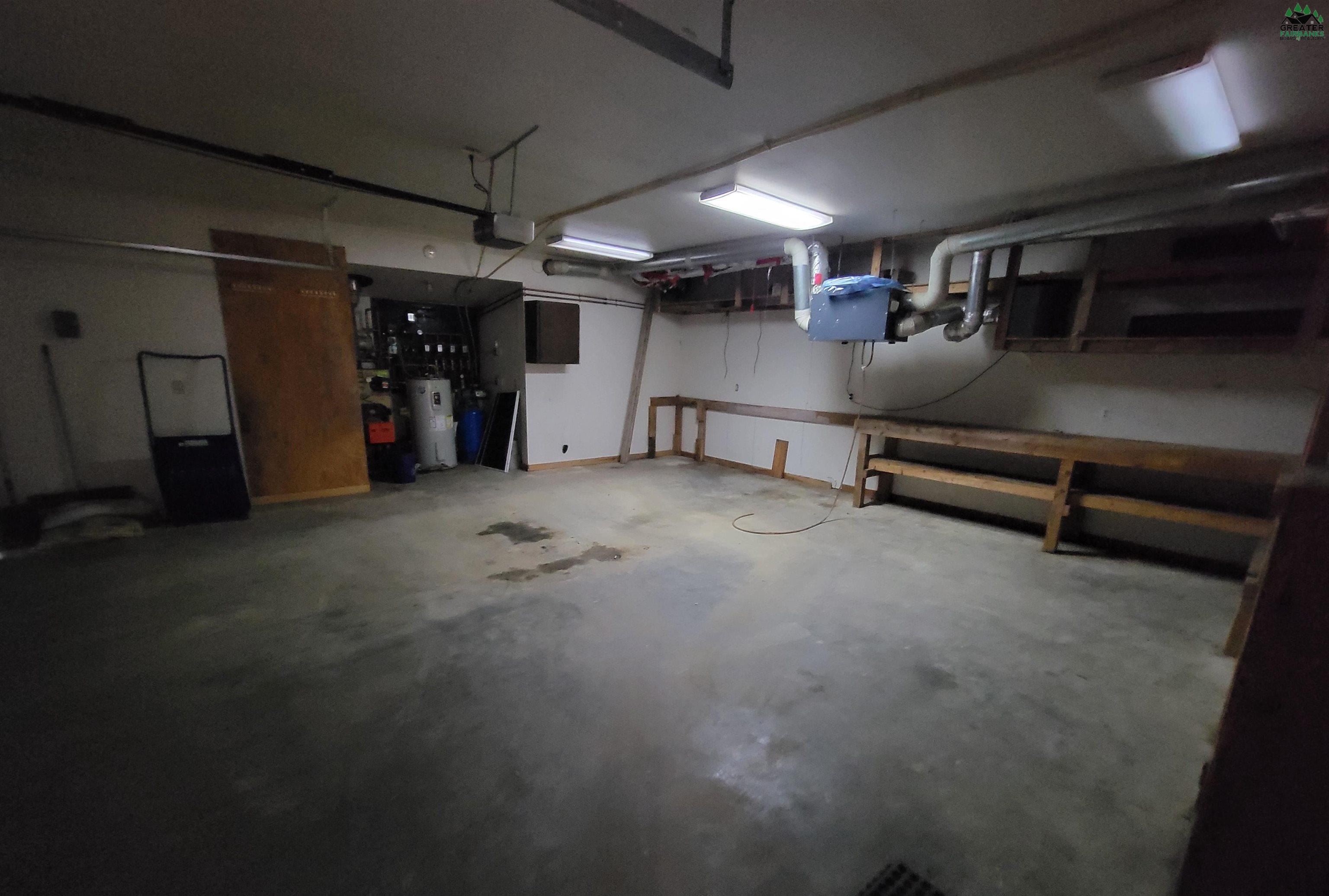 2134 YELLOW LEAF COURT