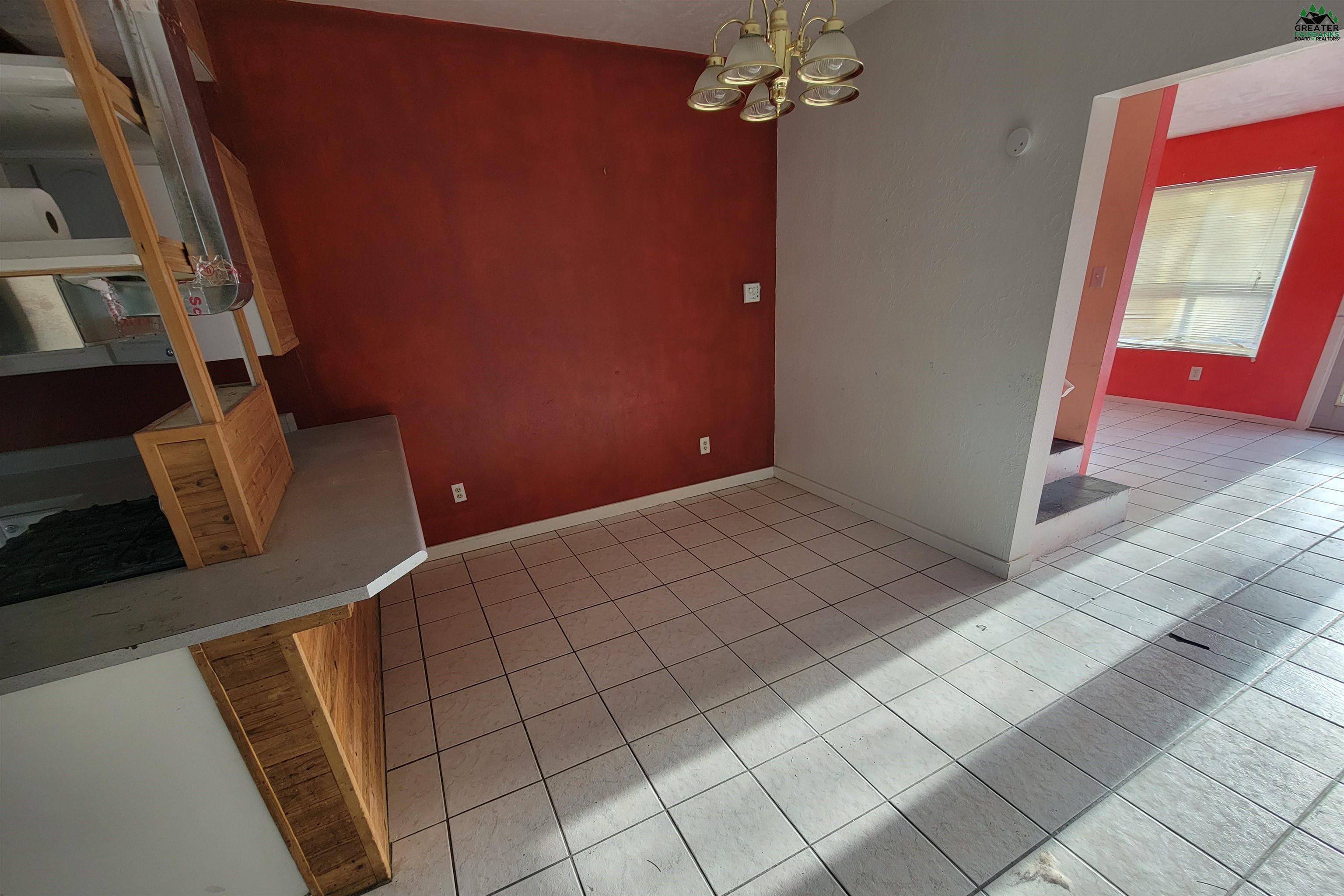 2134 YELLOW LEAF COURT