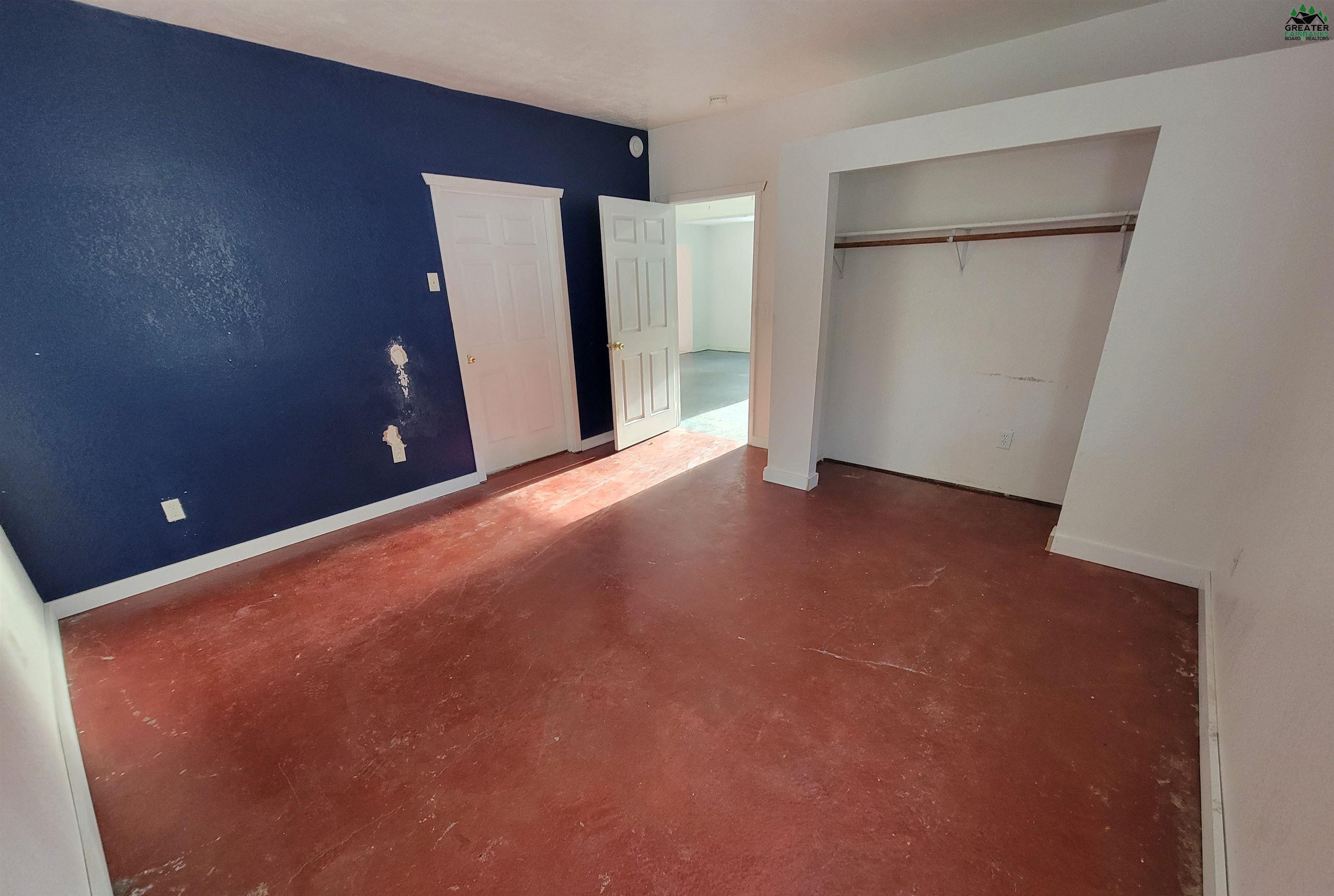 2134 YELLOW LEAF COURT