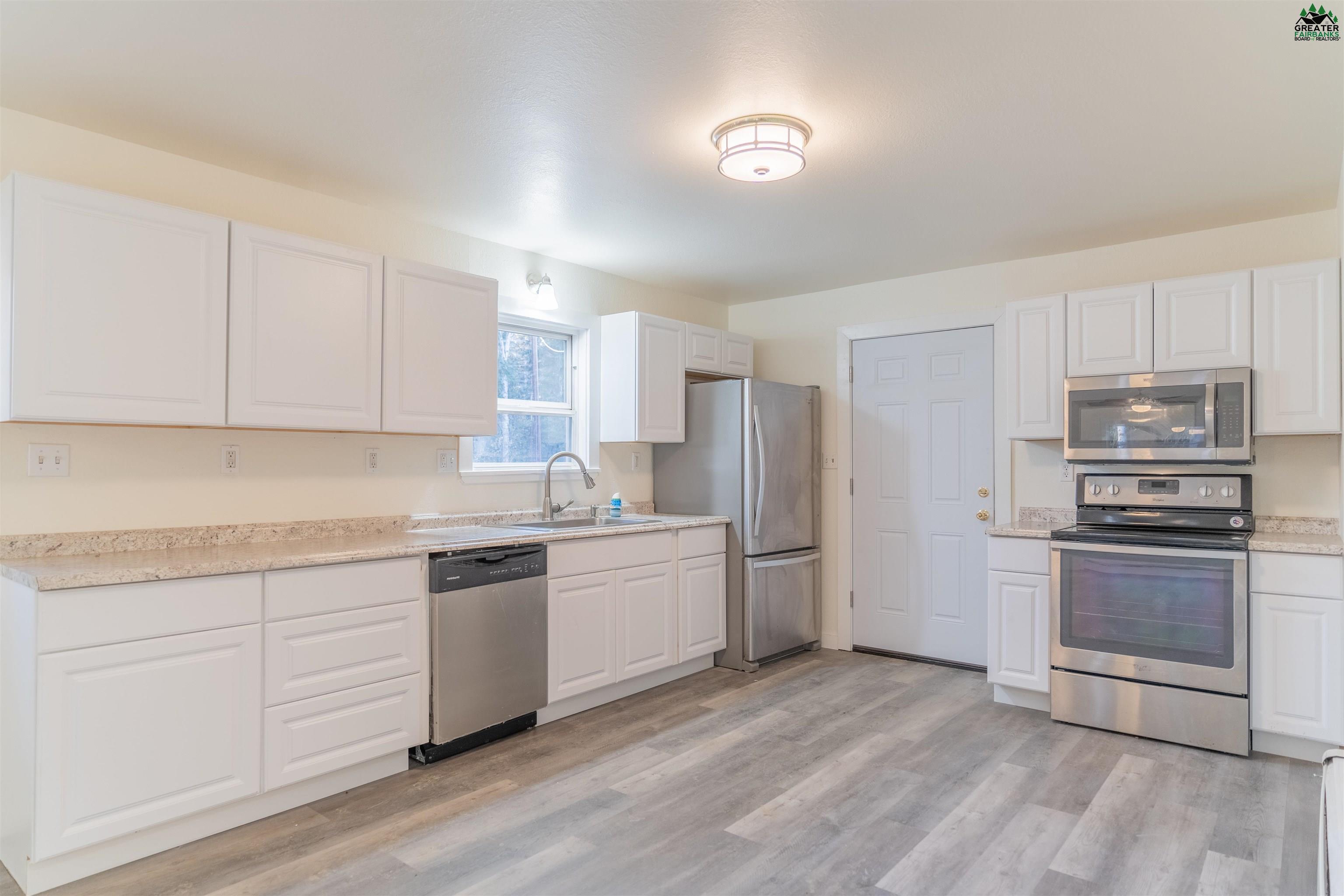 2795 BLUE SPRUCE WAY