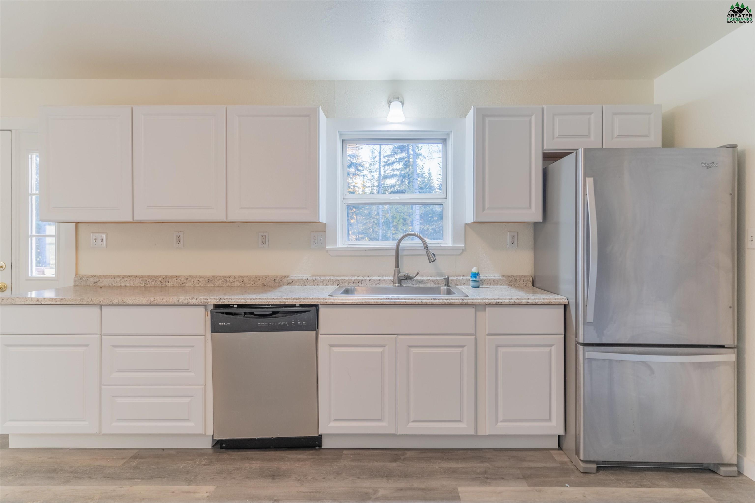 2795 BLUE SPRUCE WAY