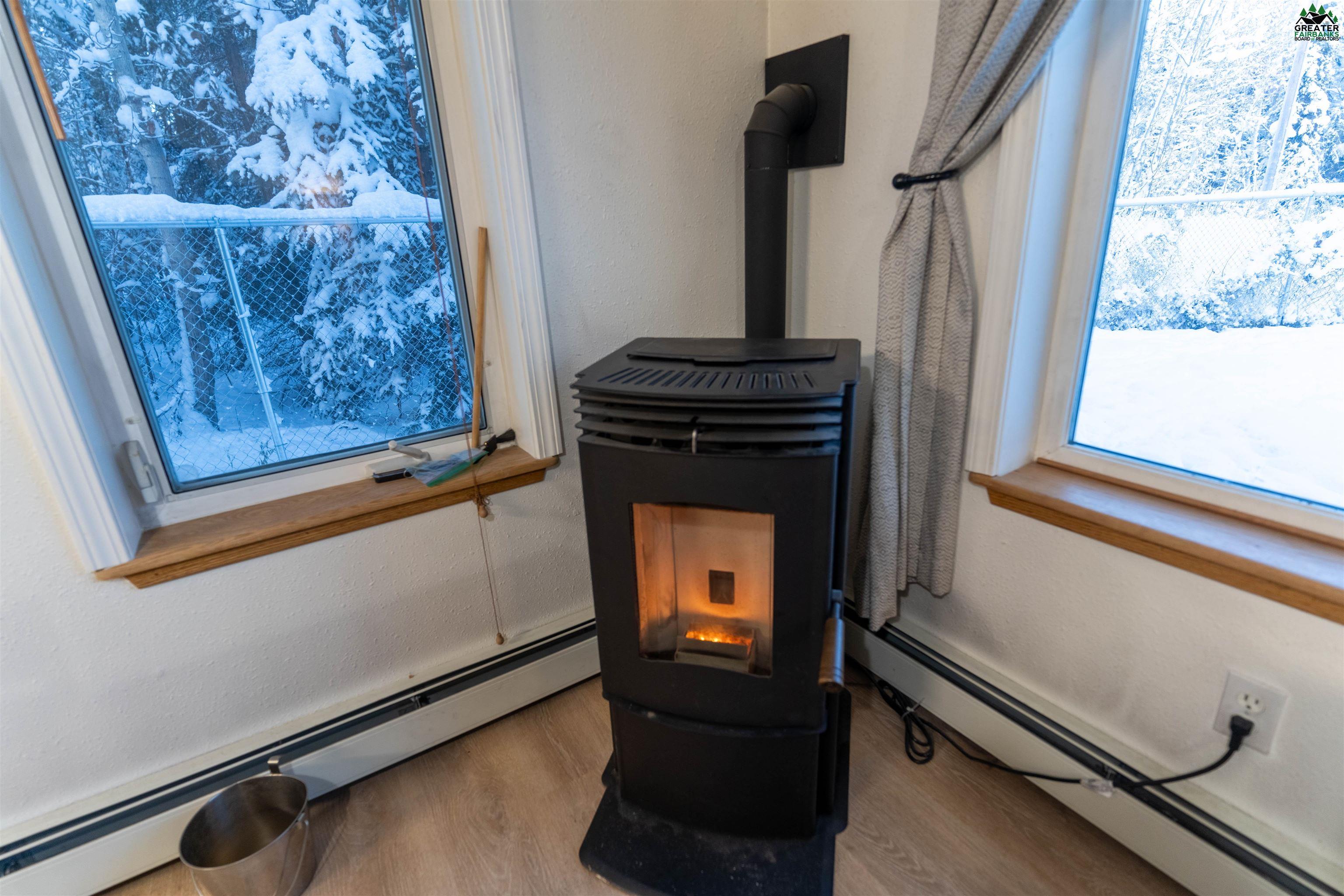 1160 CHIMING BELLS COURT