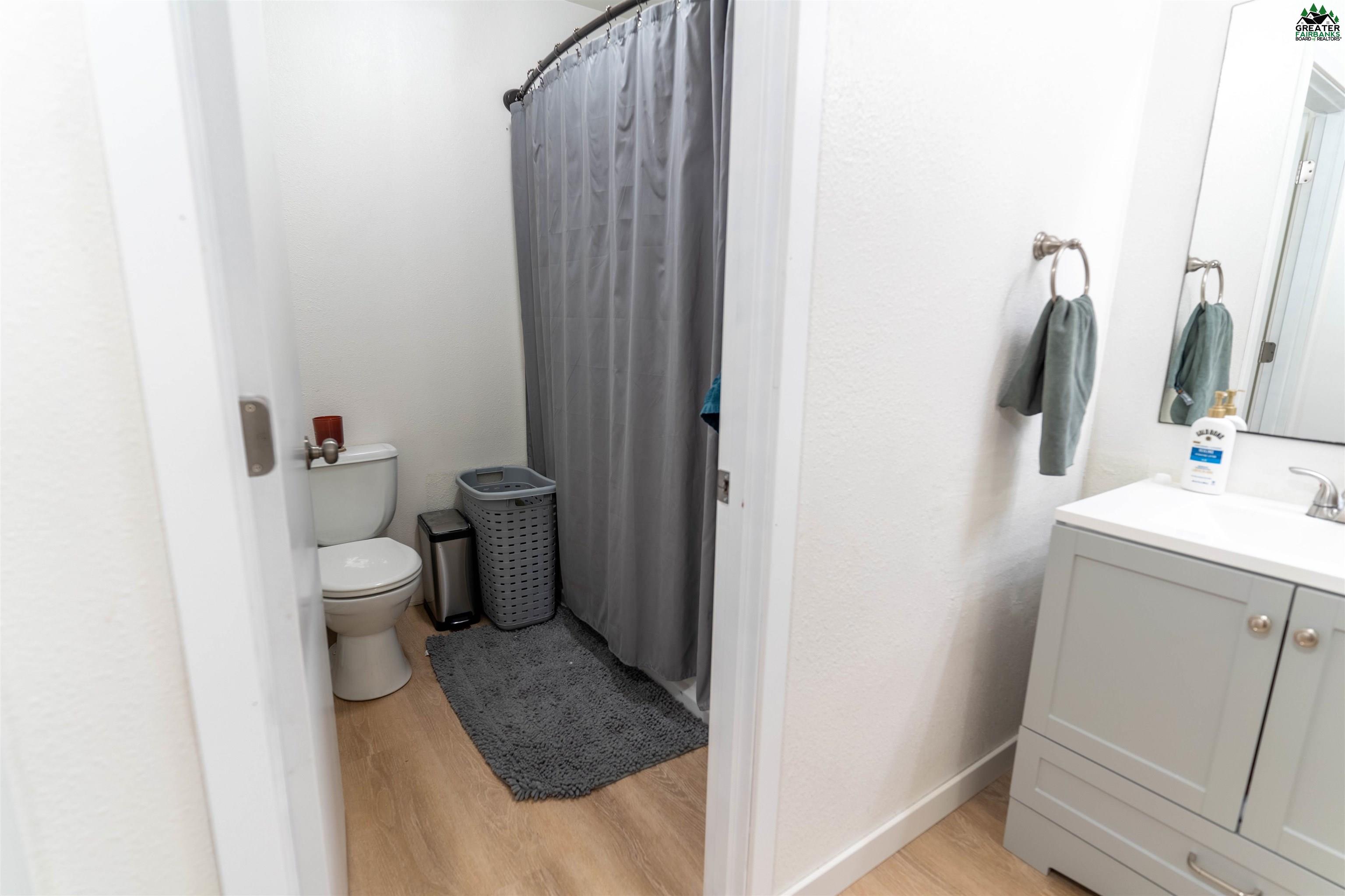 1160 CHIMING BELLS COURT