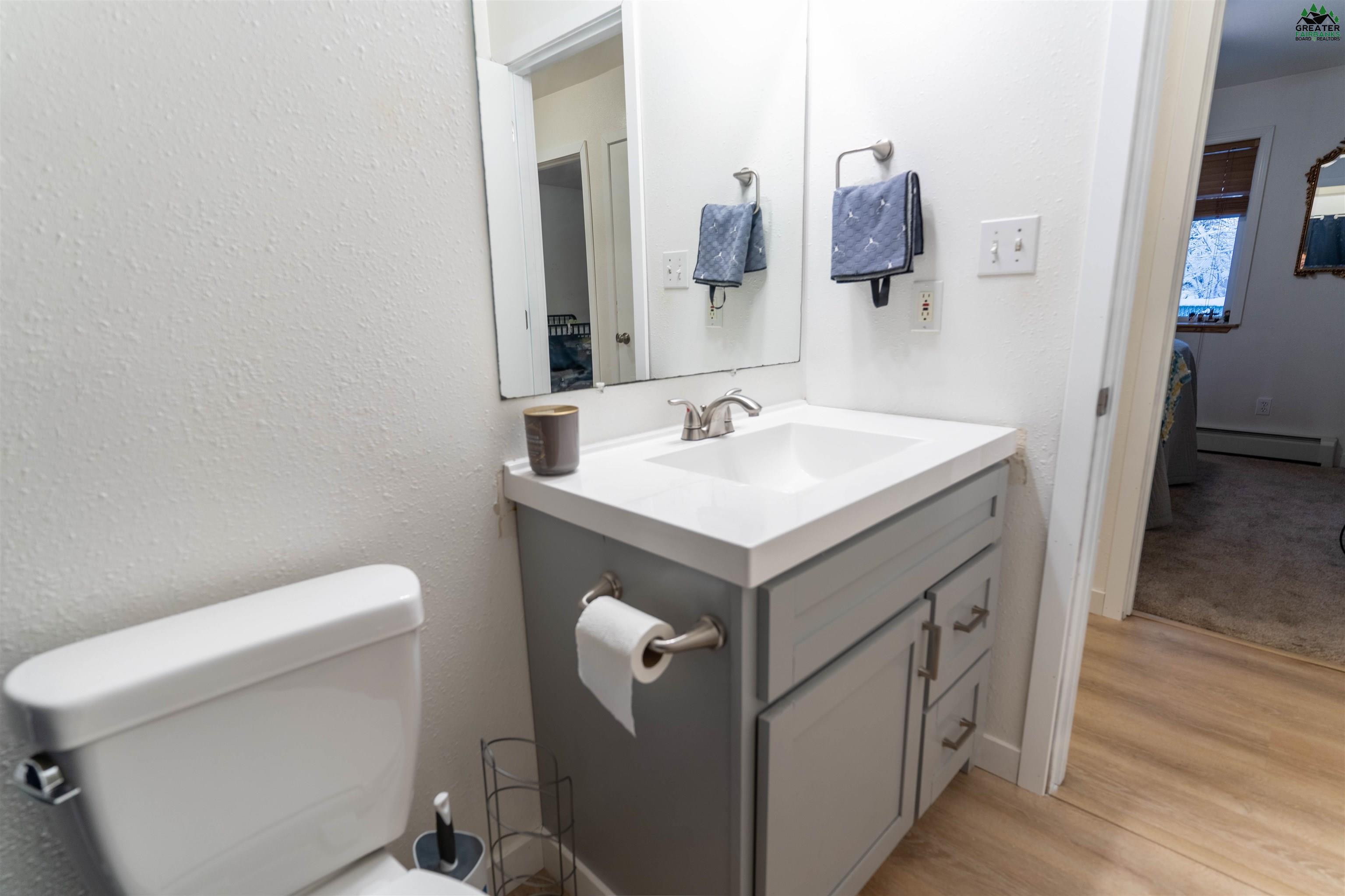 1160 CHIMING BELLS COURT