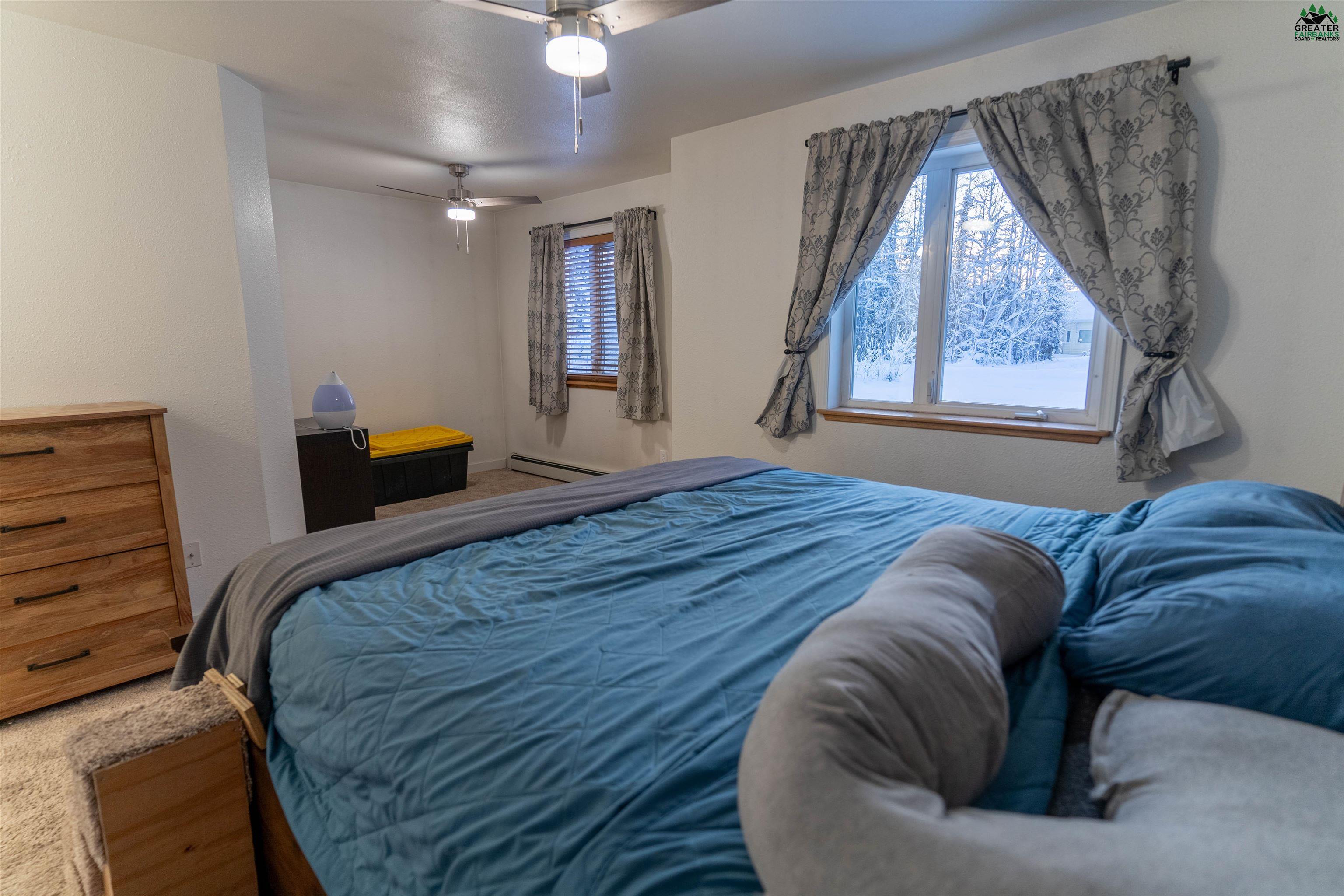 1160 CHIMING BELLS COURT