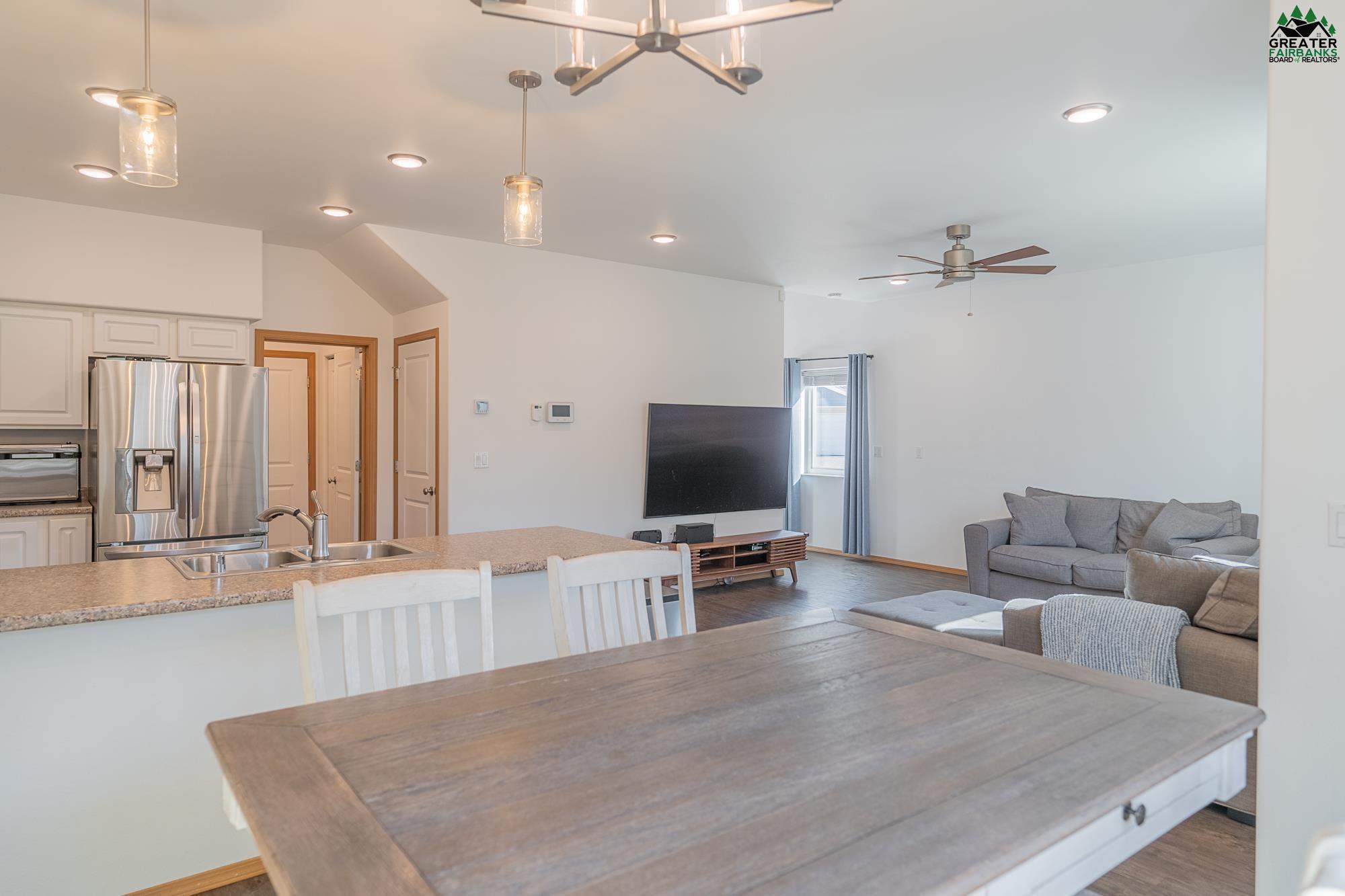 2670 DESERT EAGLE LOOP