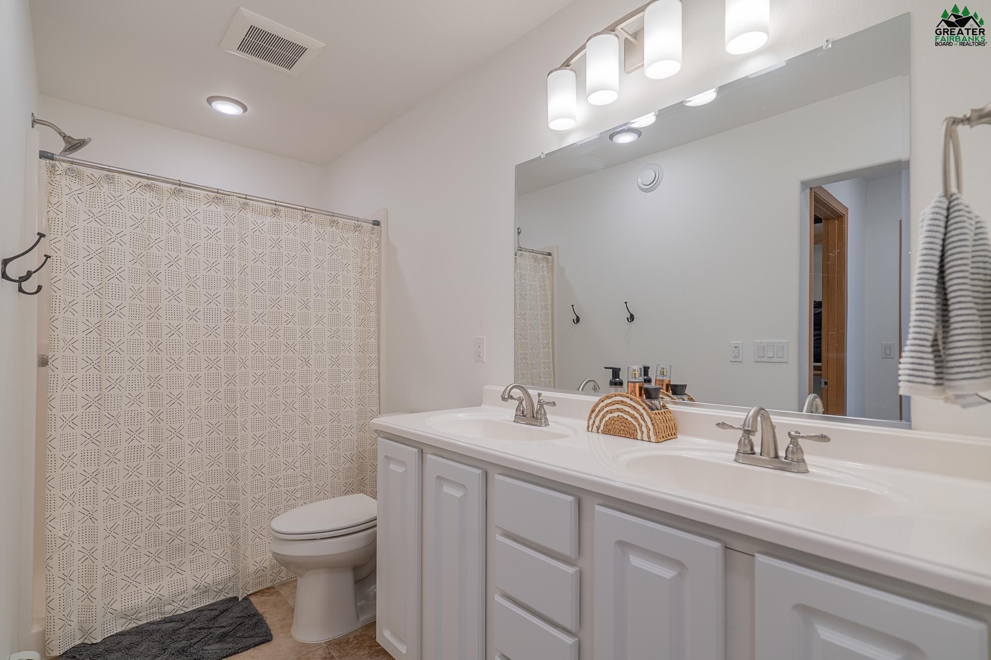 2670 DESERT EAGLE LOOP