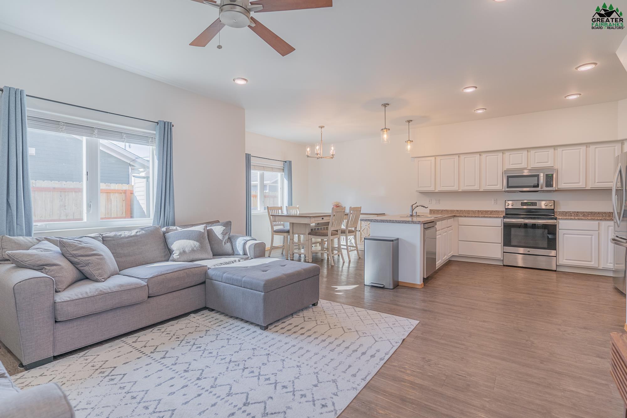 2670 DESERT EAGLE LOOP