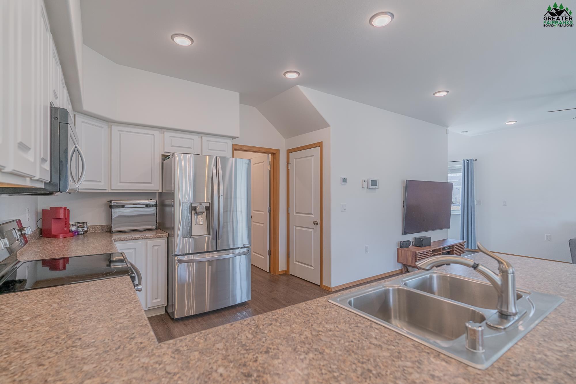 2670 DESERT EAGLE LOOP