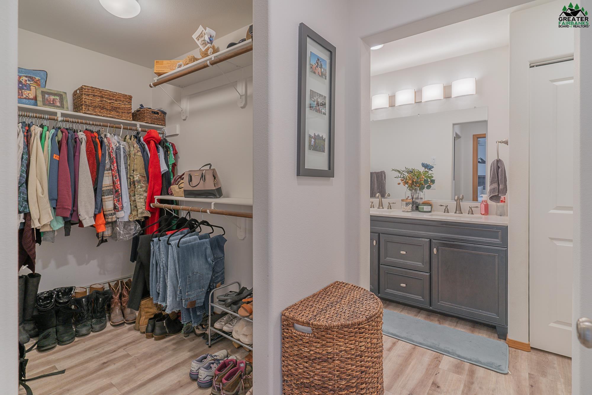 2654 DESERT EAGLE LOOP