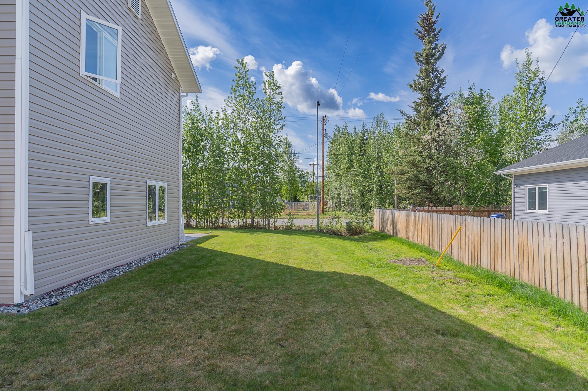 2705 STRYKER LOOP
