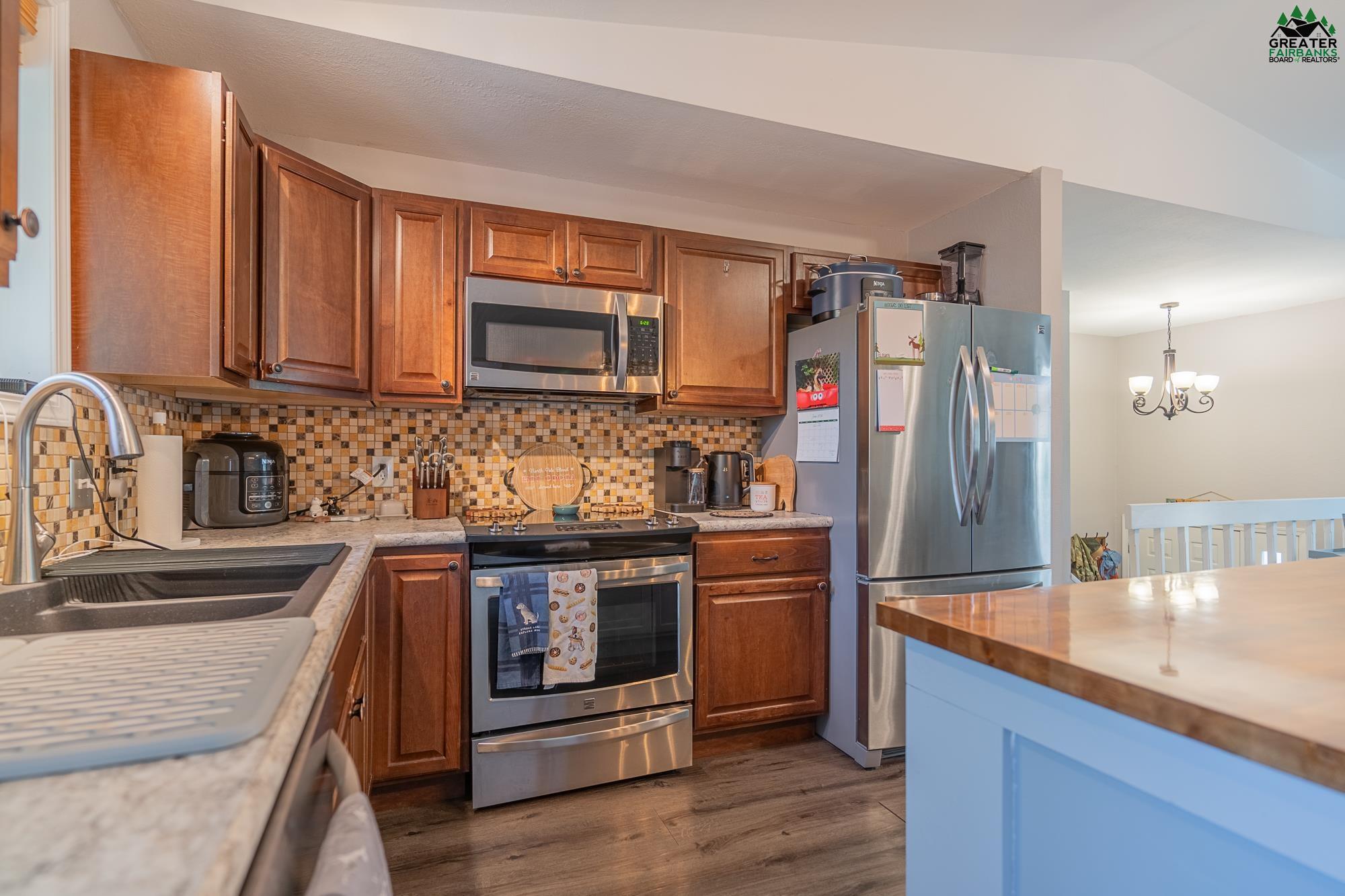3556 WILDWOOD