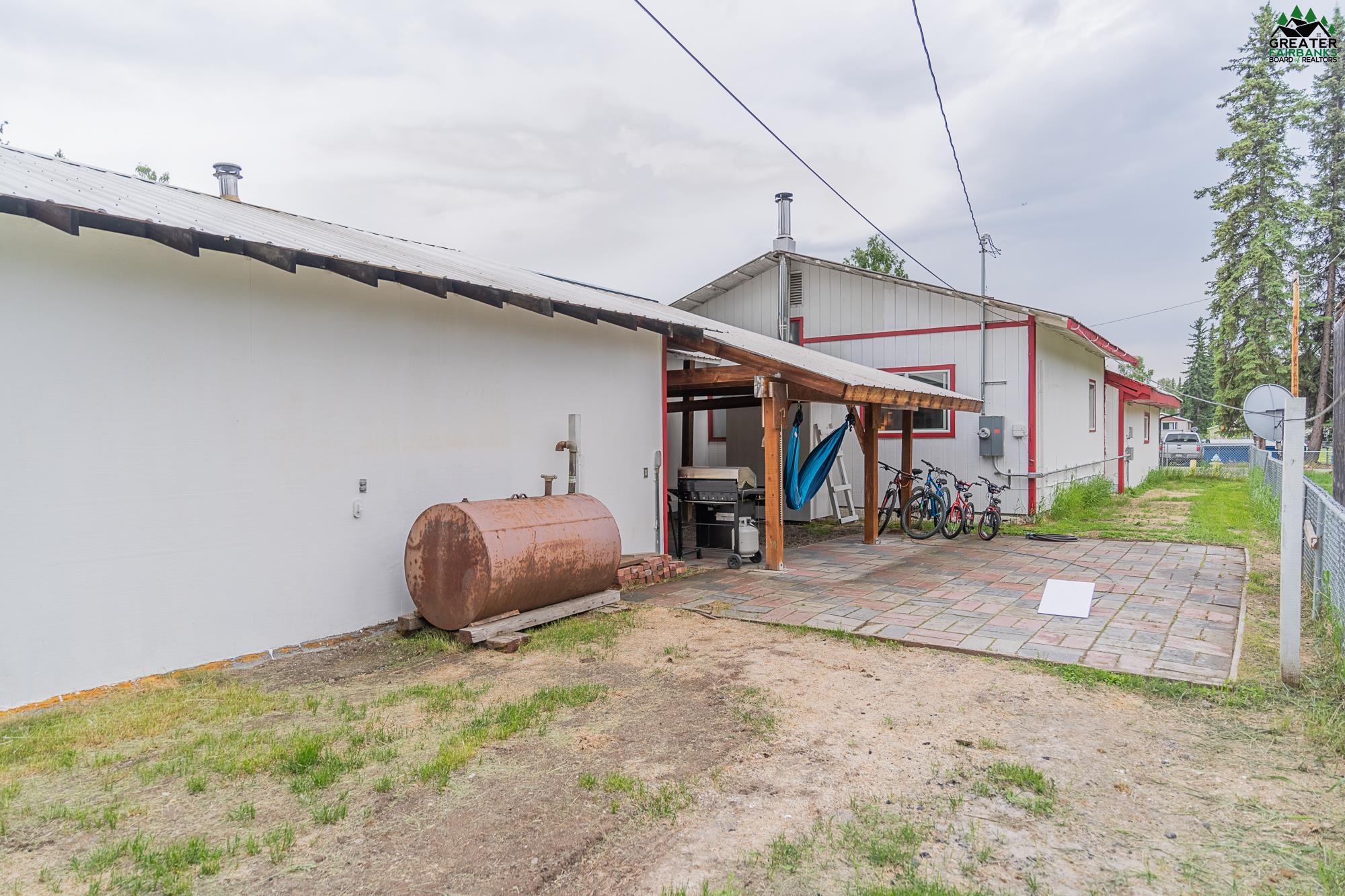 520 HAINES AVENUE