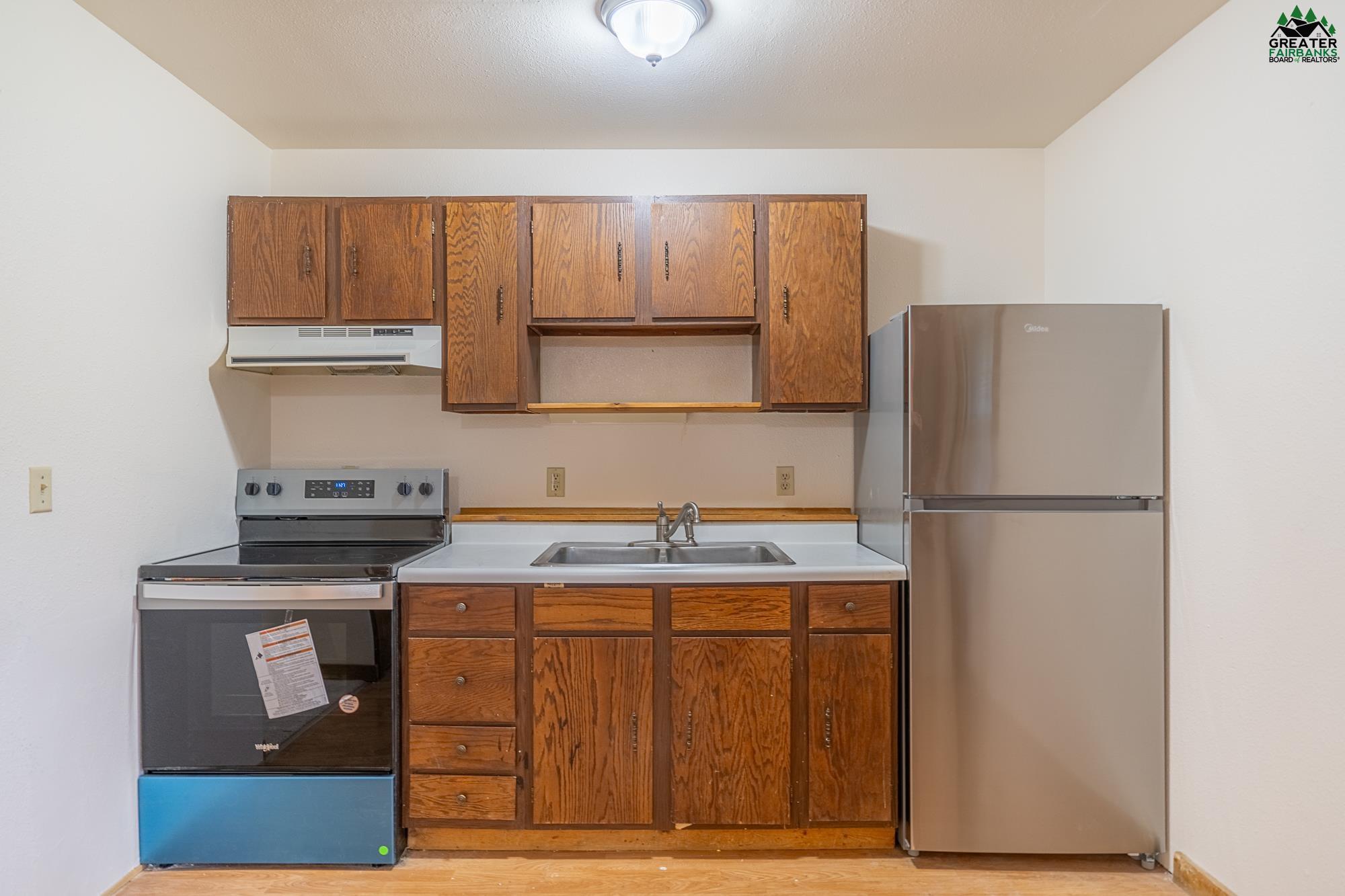 2145 DESTINATION AVENUE