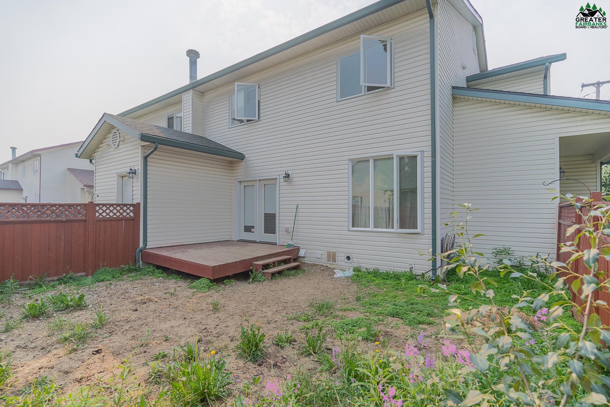 1528 28TH AVENUE