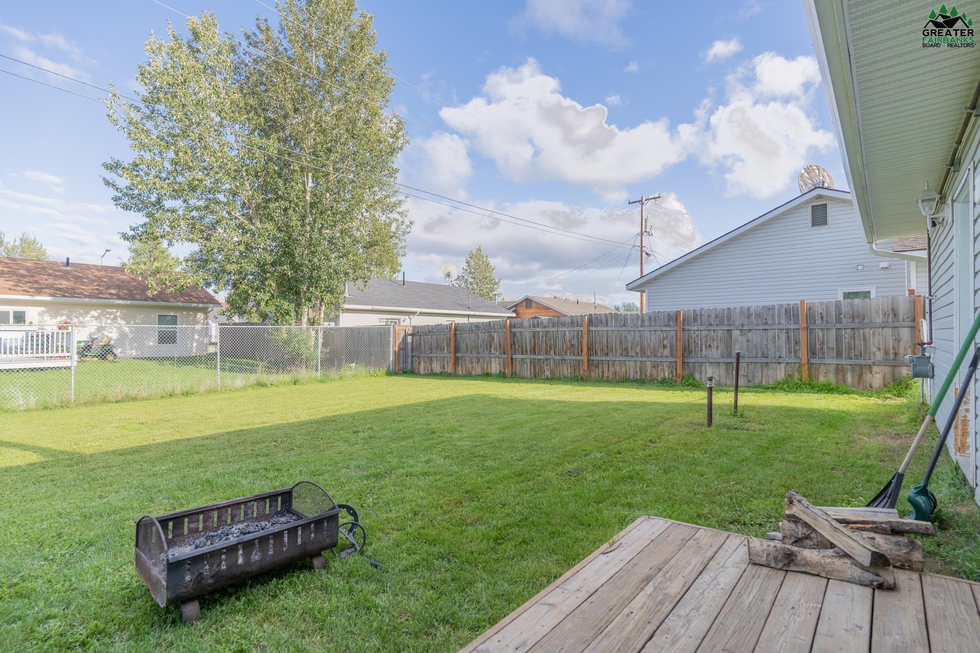 900 SHELLINGER STREET