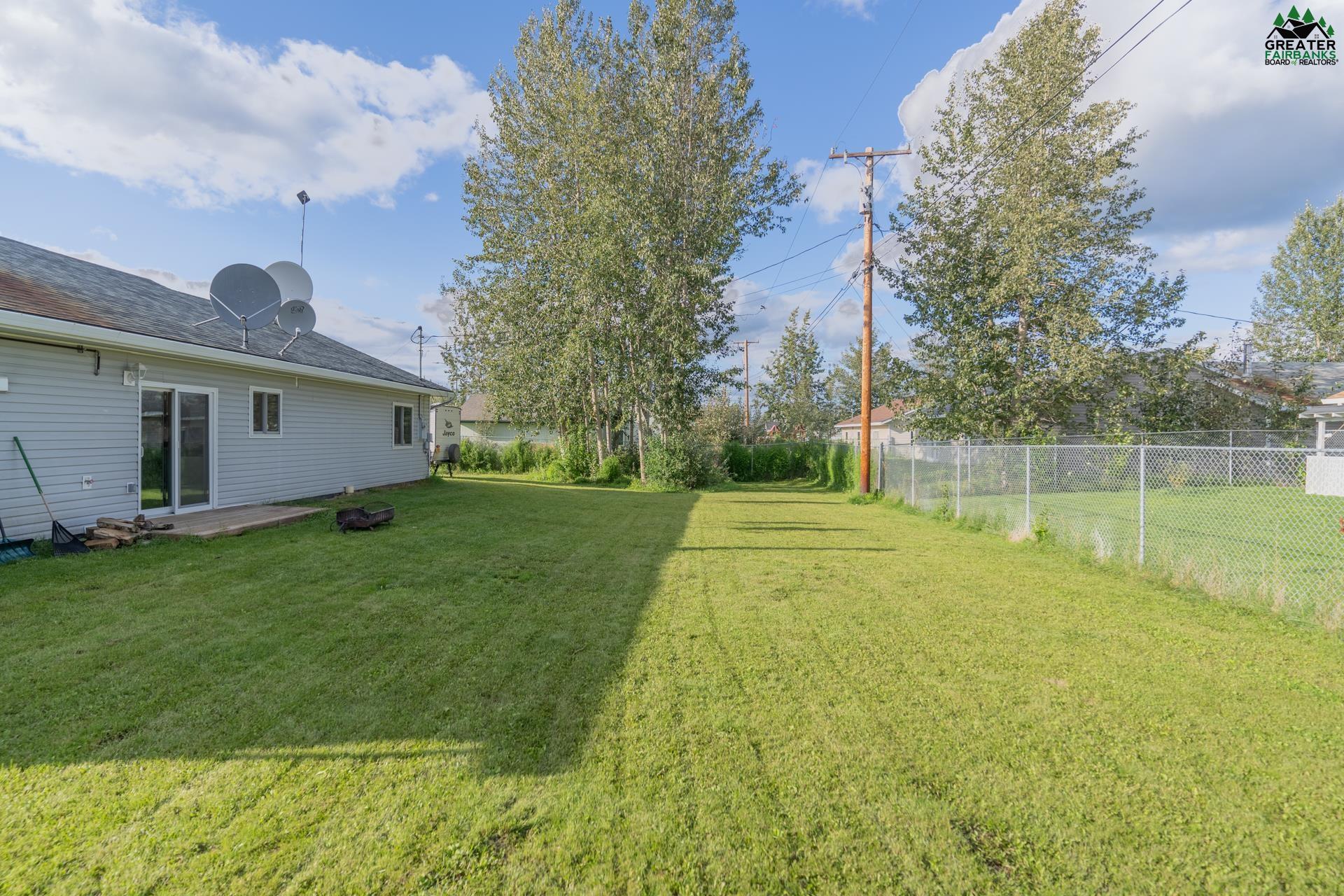 900 SHELLINGER STREET