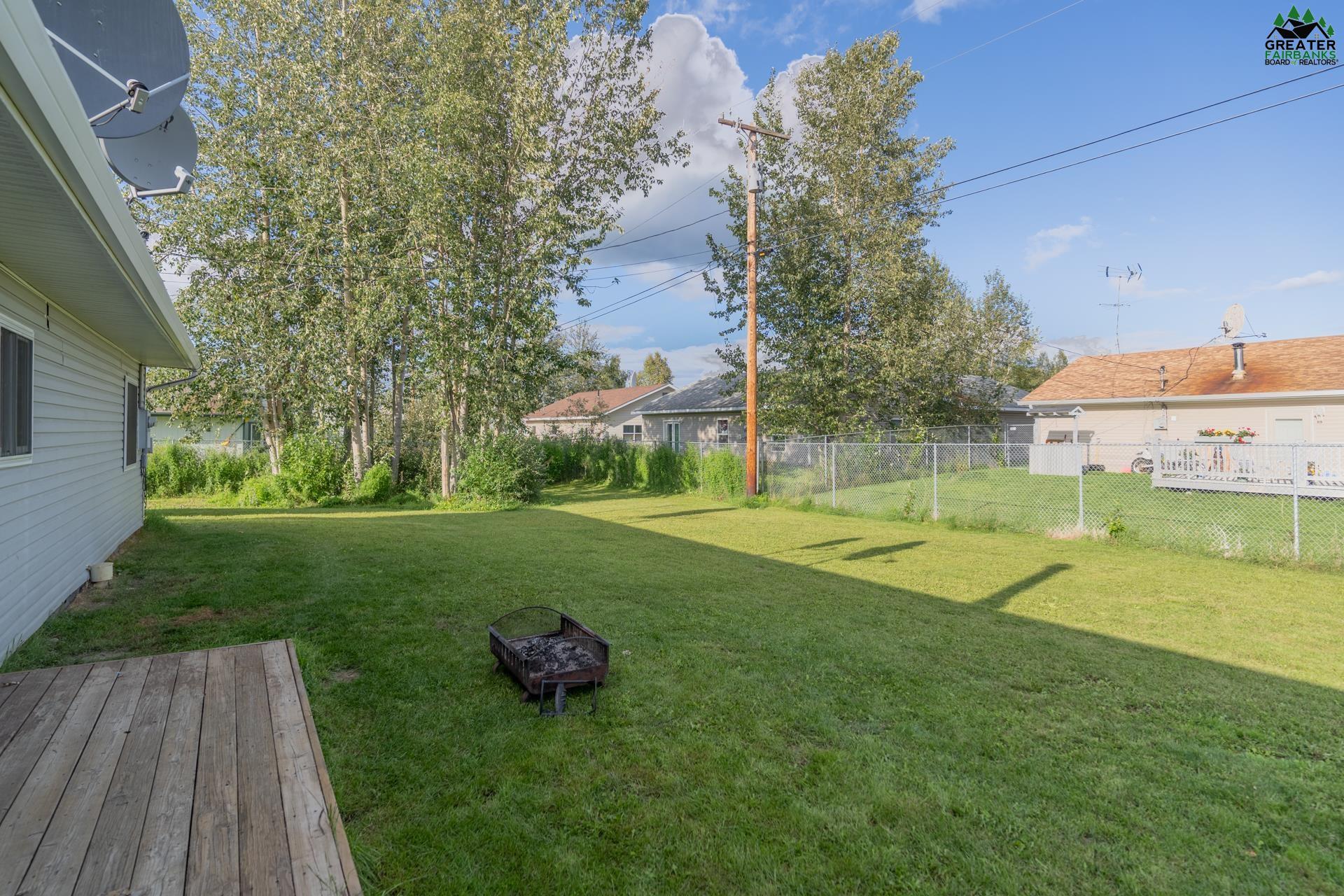 900 SHELLINGER STREET