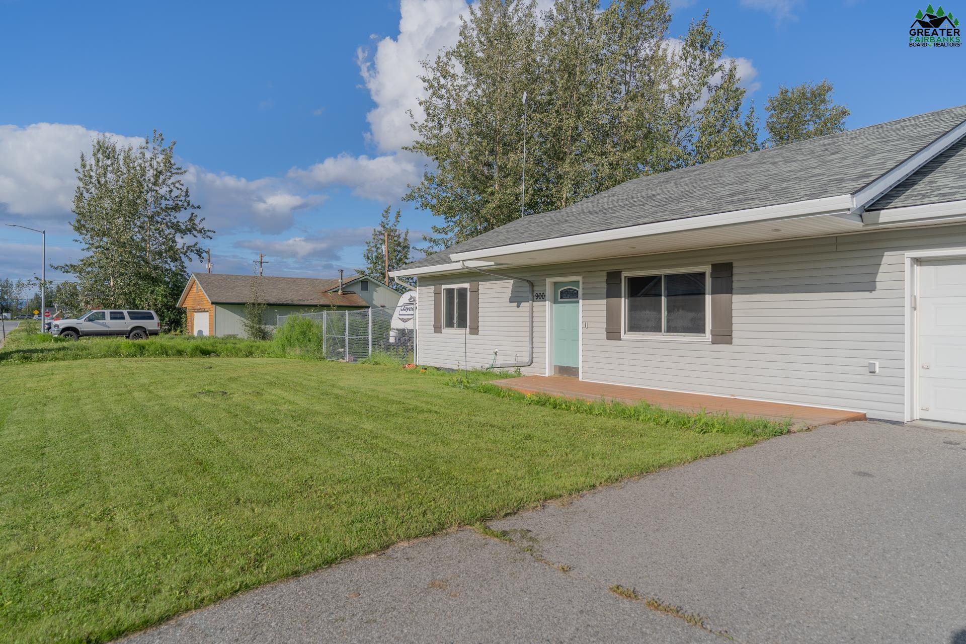 900 SHELLINGER STREET