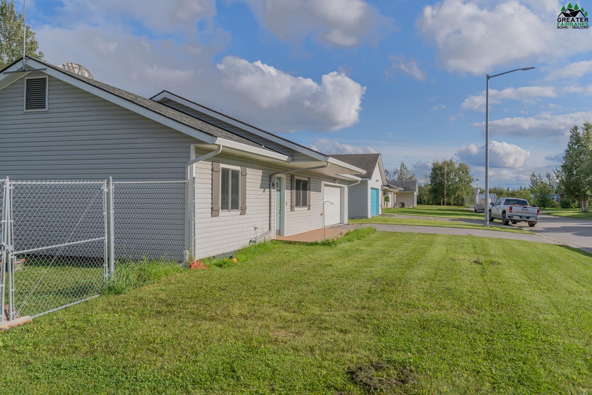 900 SHELLINGER STREET