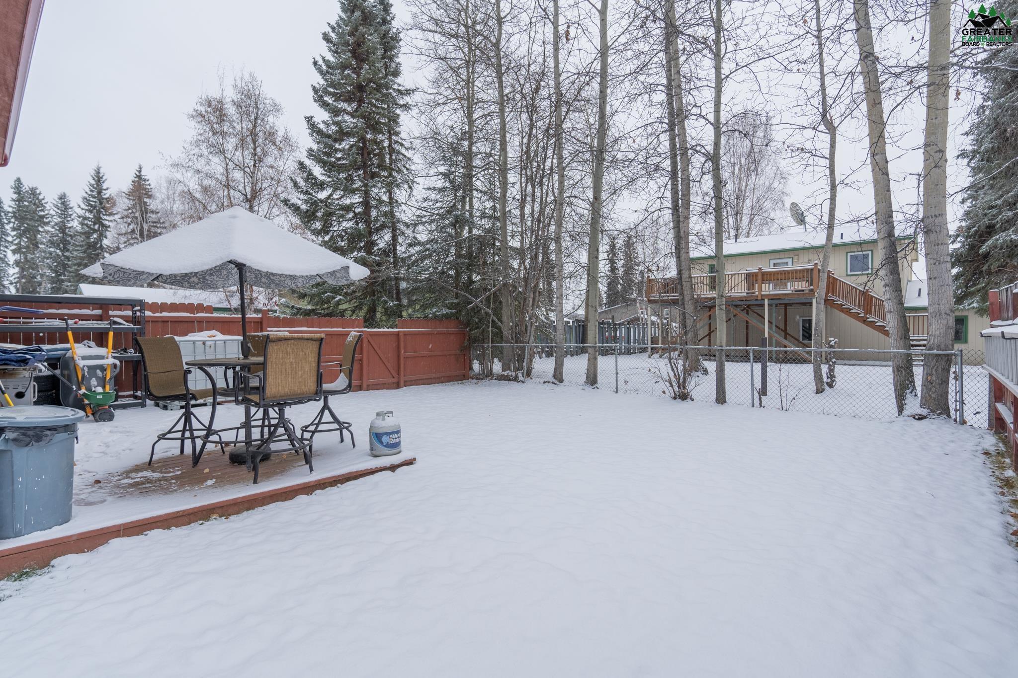 455 CARLTON DRIVE