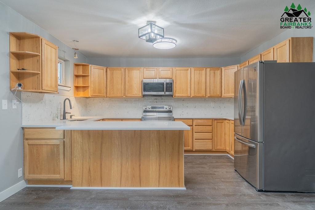 3845 PETER HAWK AVENUE