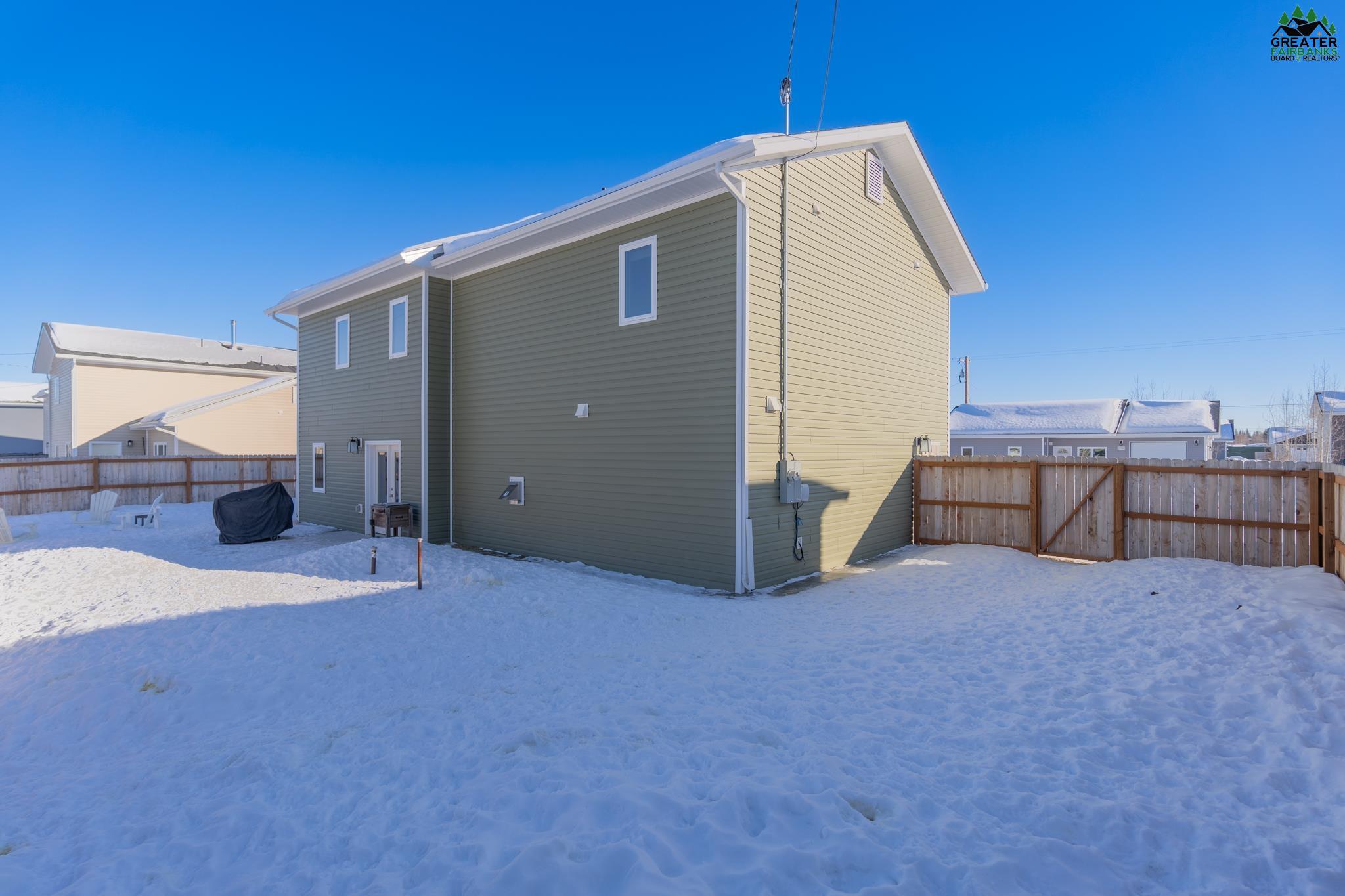2701 STRYKER LOOP