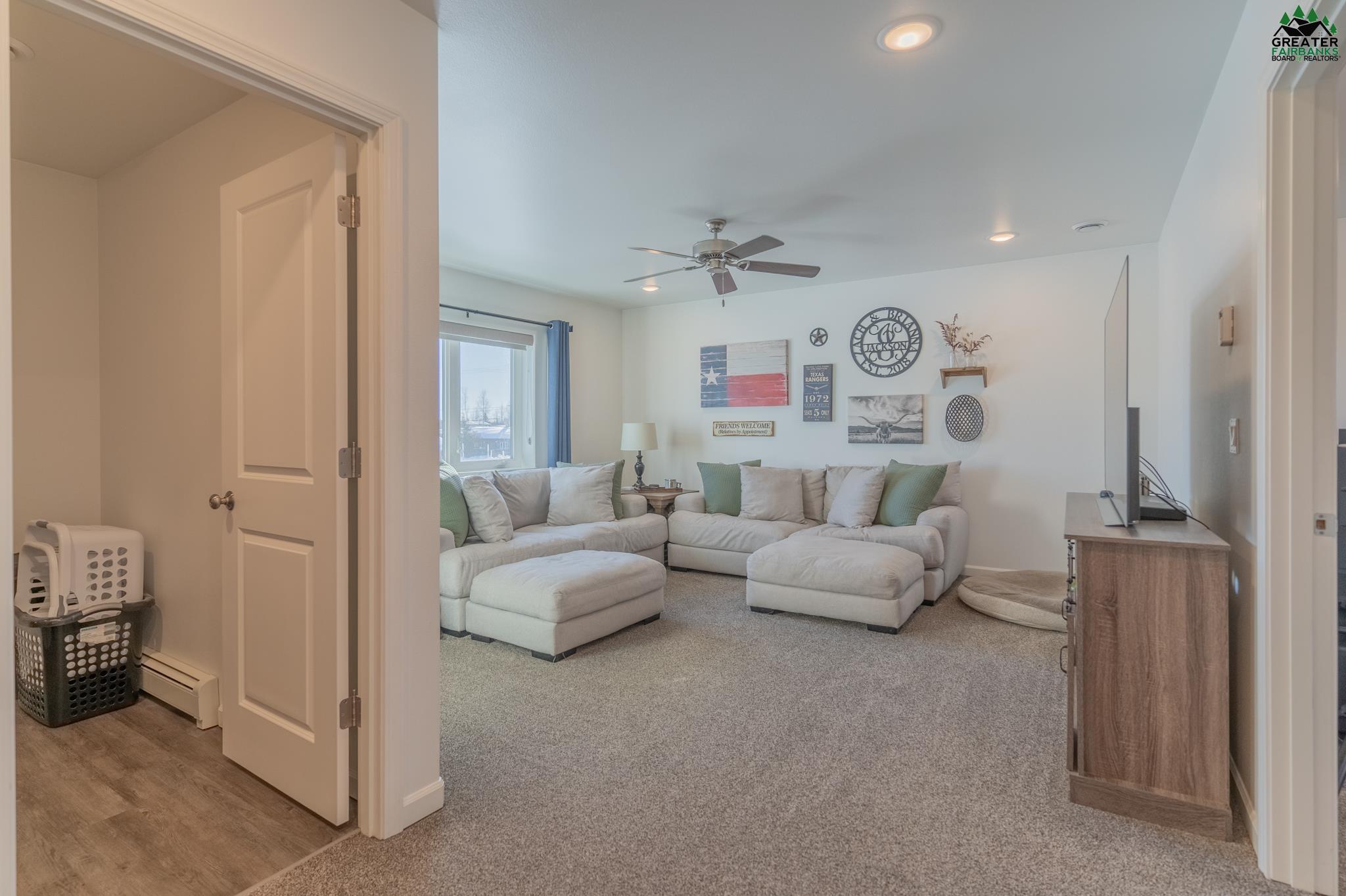 2701 STRYKER LOOP