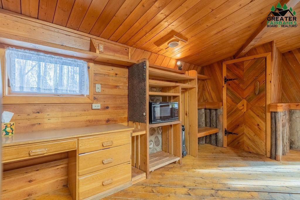 1328 POLAR DRIVE