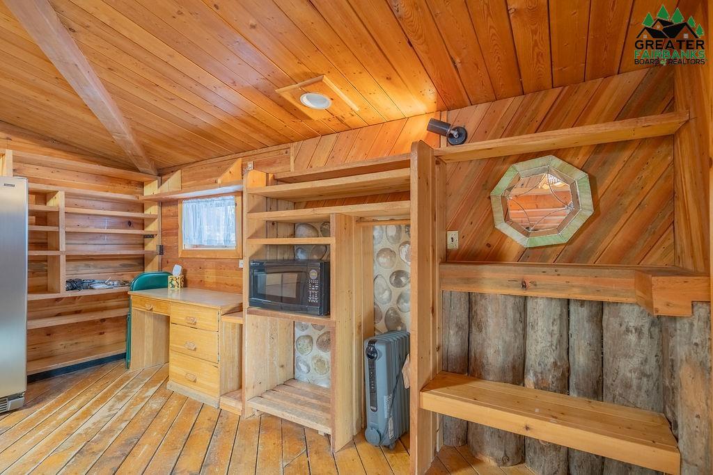 1328 POLAR DRIVE