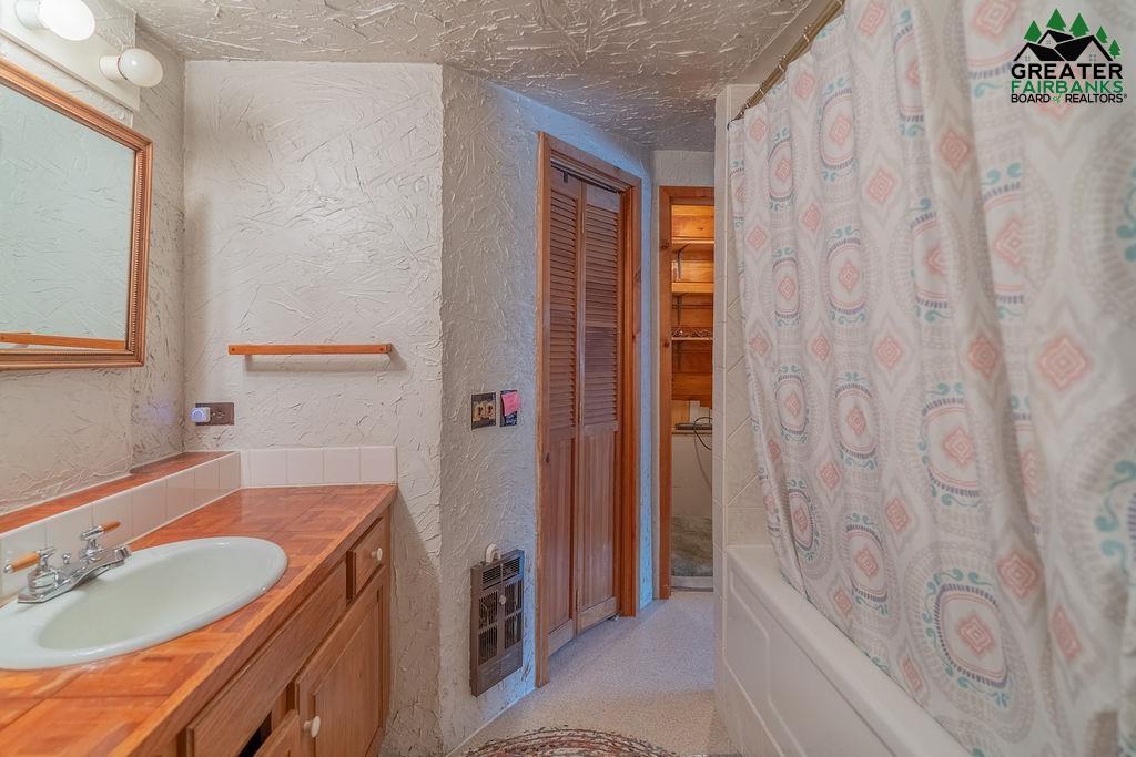 1328 POLAR DRIVE