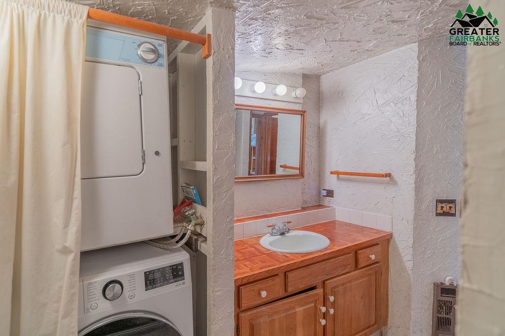 1328 POLAR DRIVE